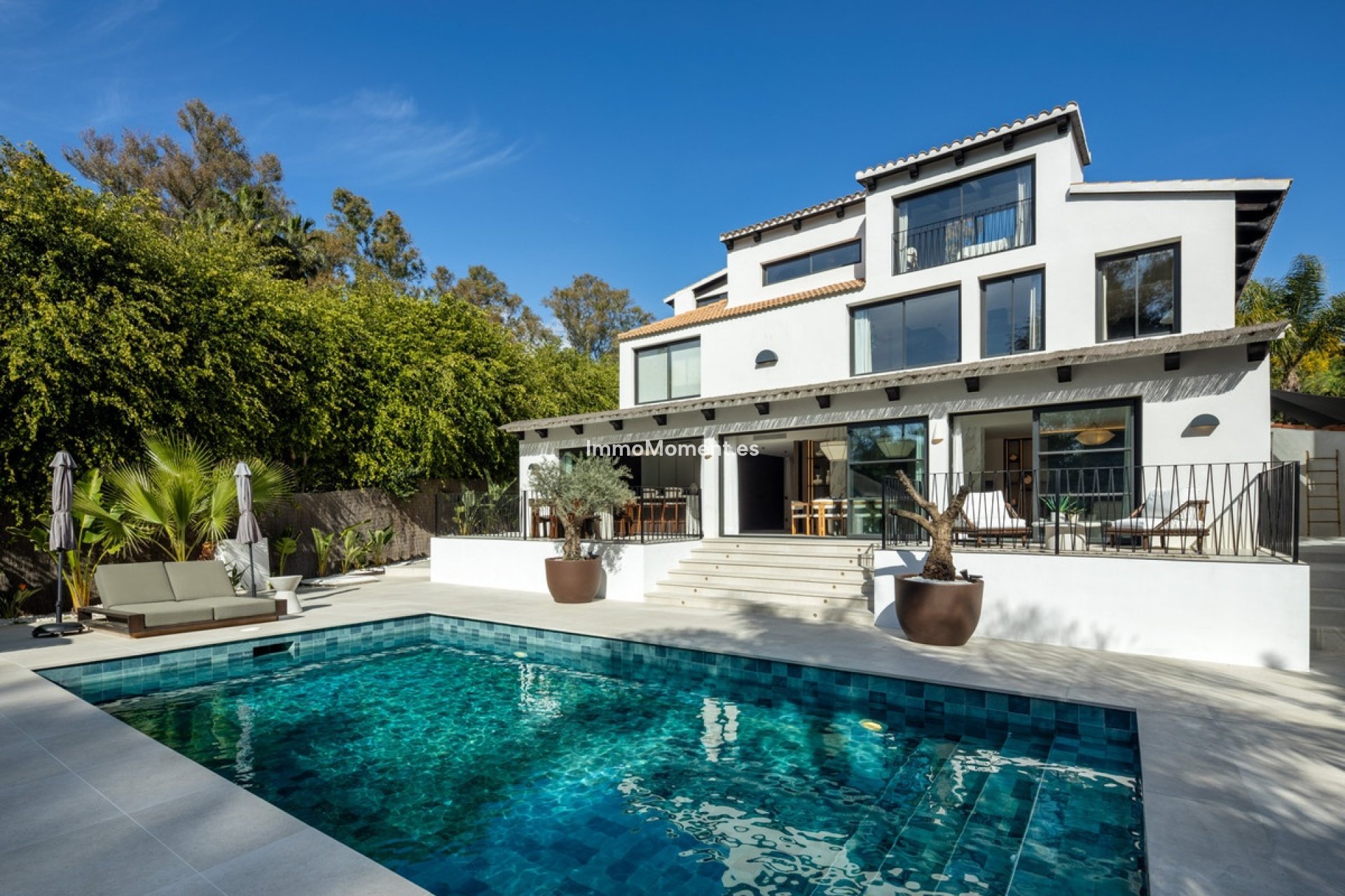 Resale - Detached villa - Marbella - Nueva Andalucía
