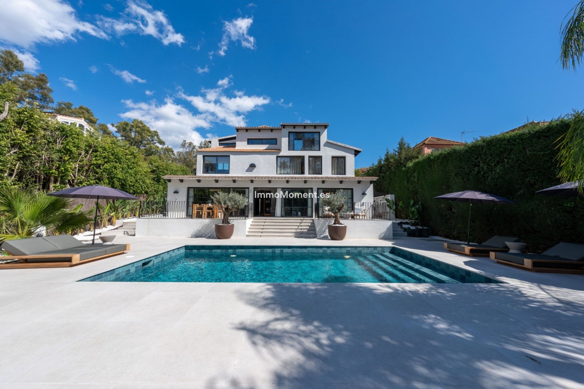 Resale - Detached villa - Marbella - Nueva Andalucía