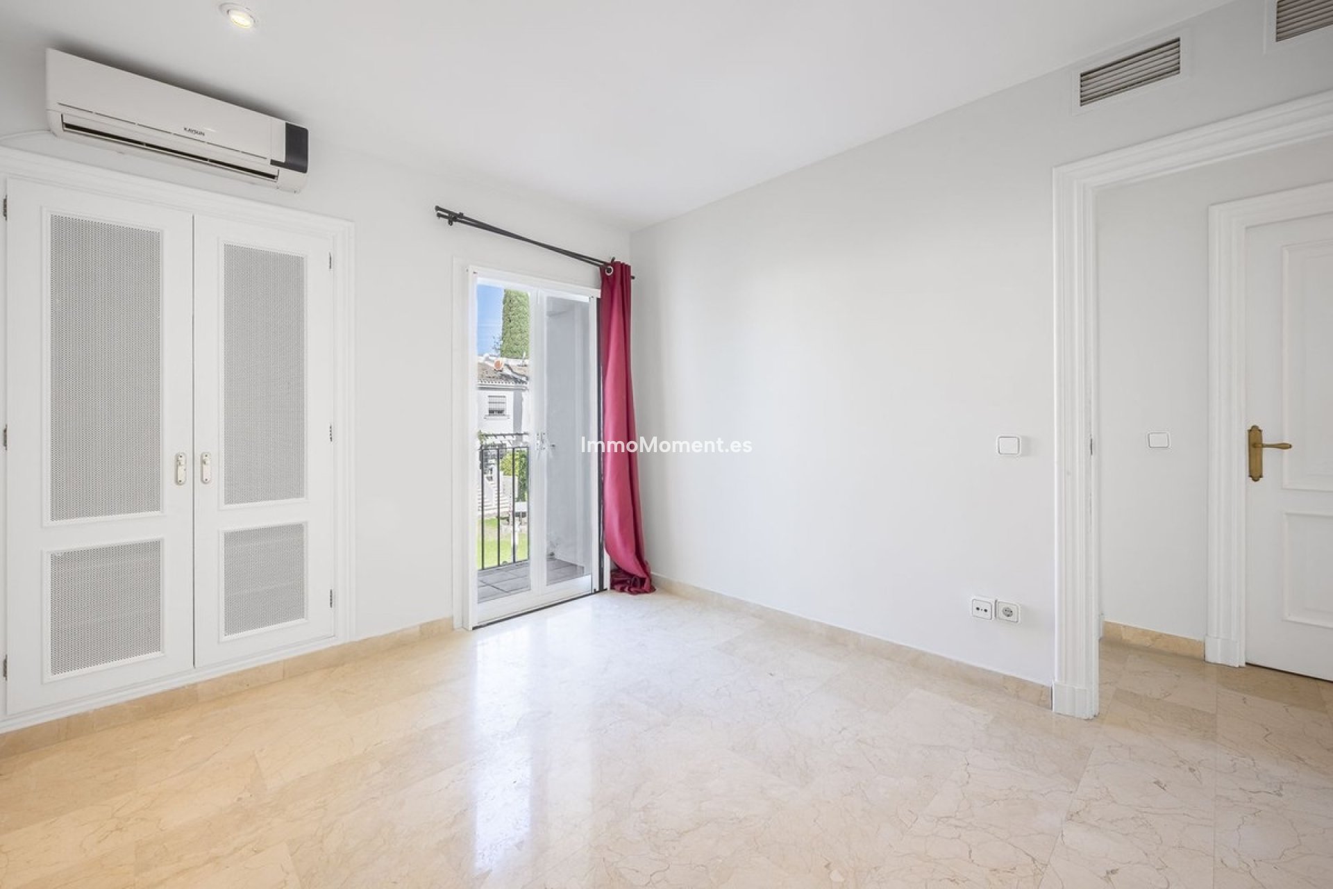 Resale - Detached villa - Marbella - Nueva Andalucía
