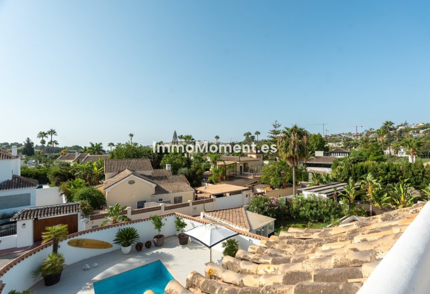 Resale - Detached villa - Marbella - Nueva Andalucía