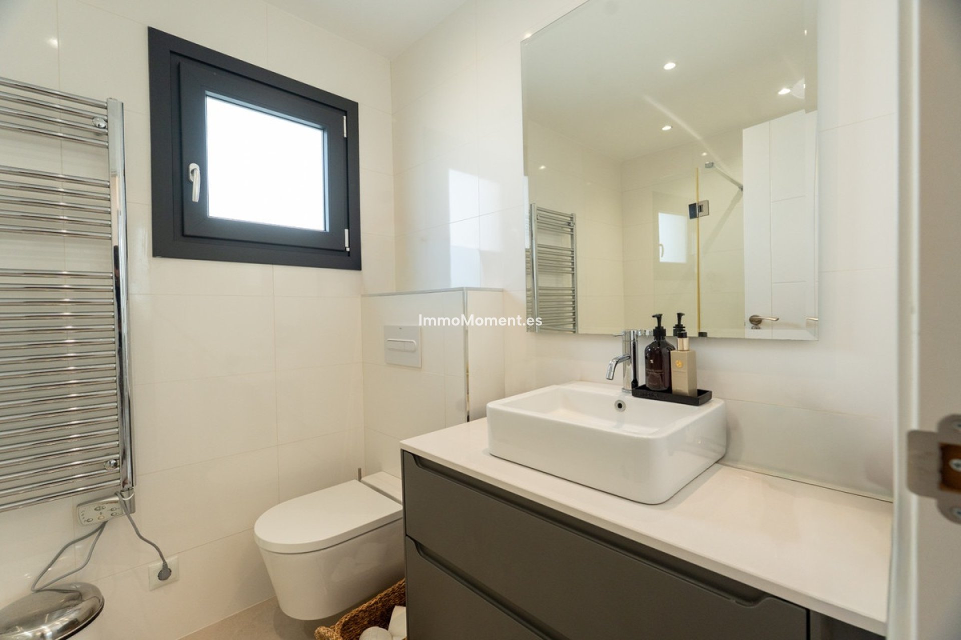 Resale - Detached villa - Marbella - Nueva Andalucía