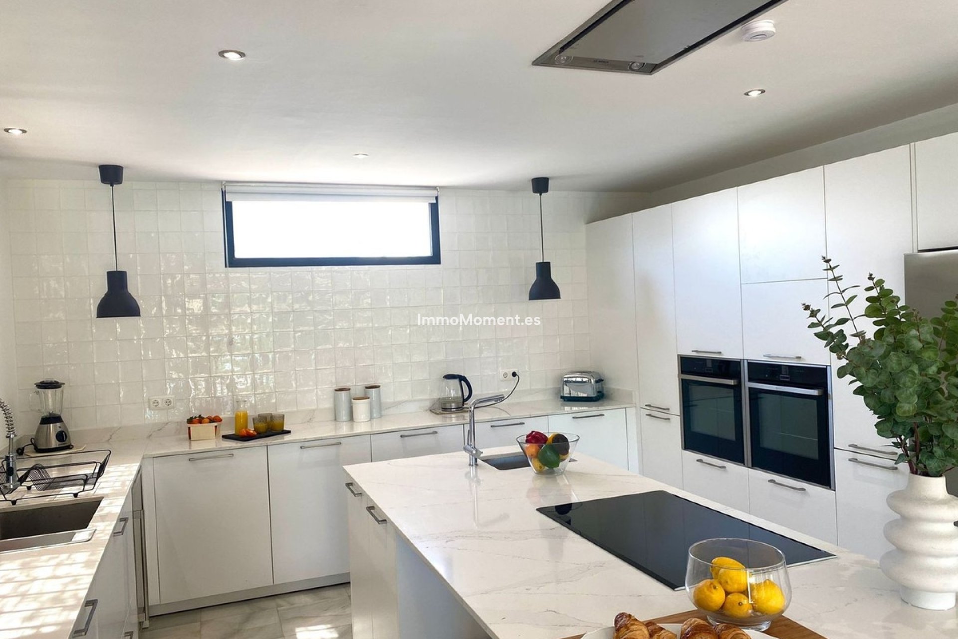 Resale - Detached villa - Marbella - Nueva Andalucía