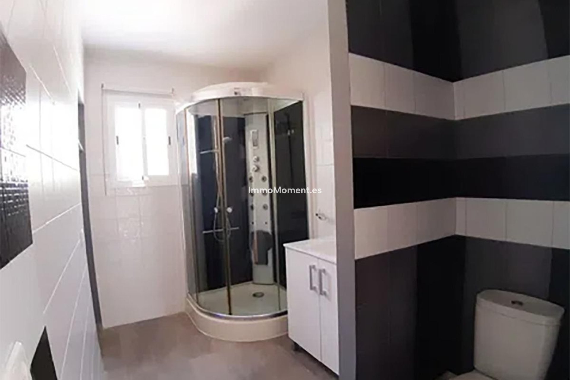 Resale - Detached villa - Marbella - Nueva Andalucía