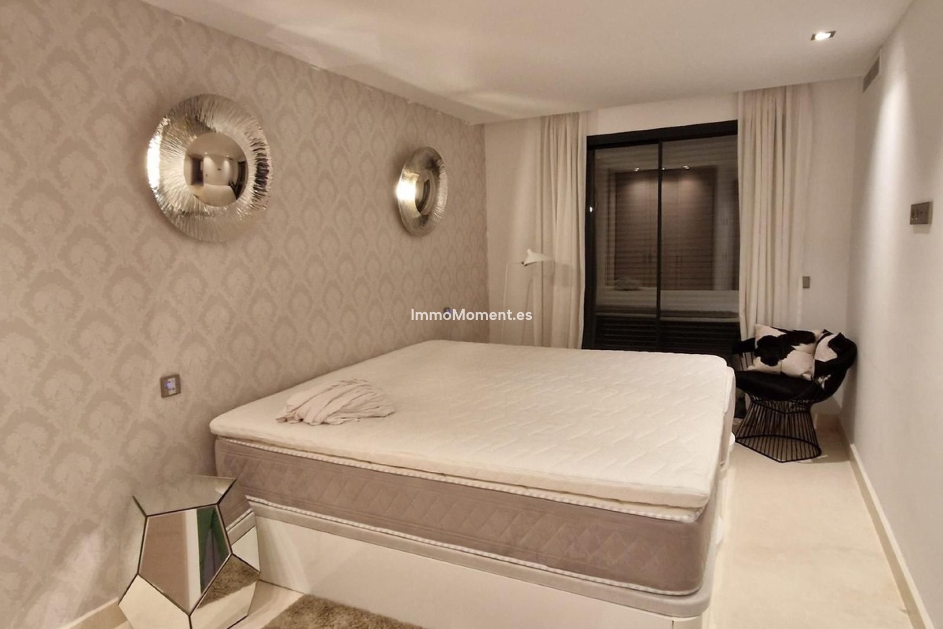 Resale - Detached villa - Marbella - Nueva Andalucía