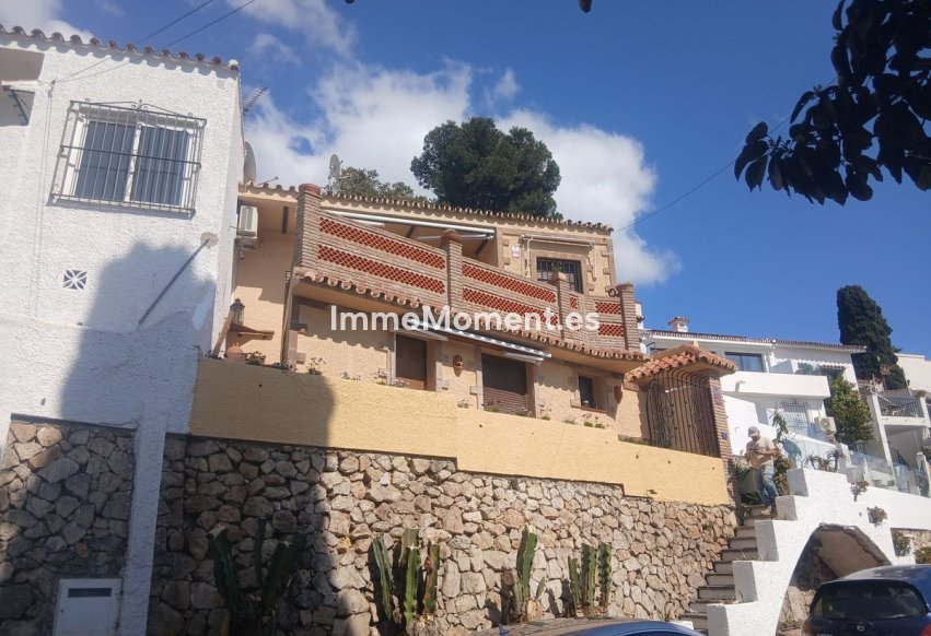Resale - Detached villa - Marbella - Nueva Andalucía