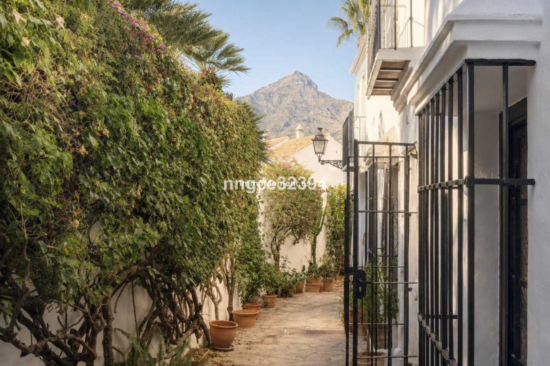 Resale - Detached villa - Marbella - Nueva Andalucía