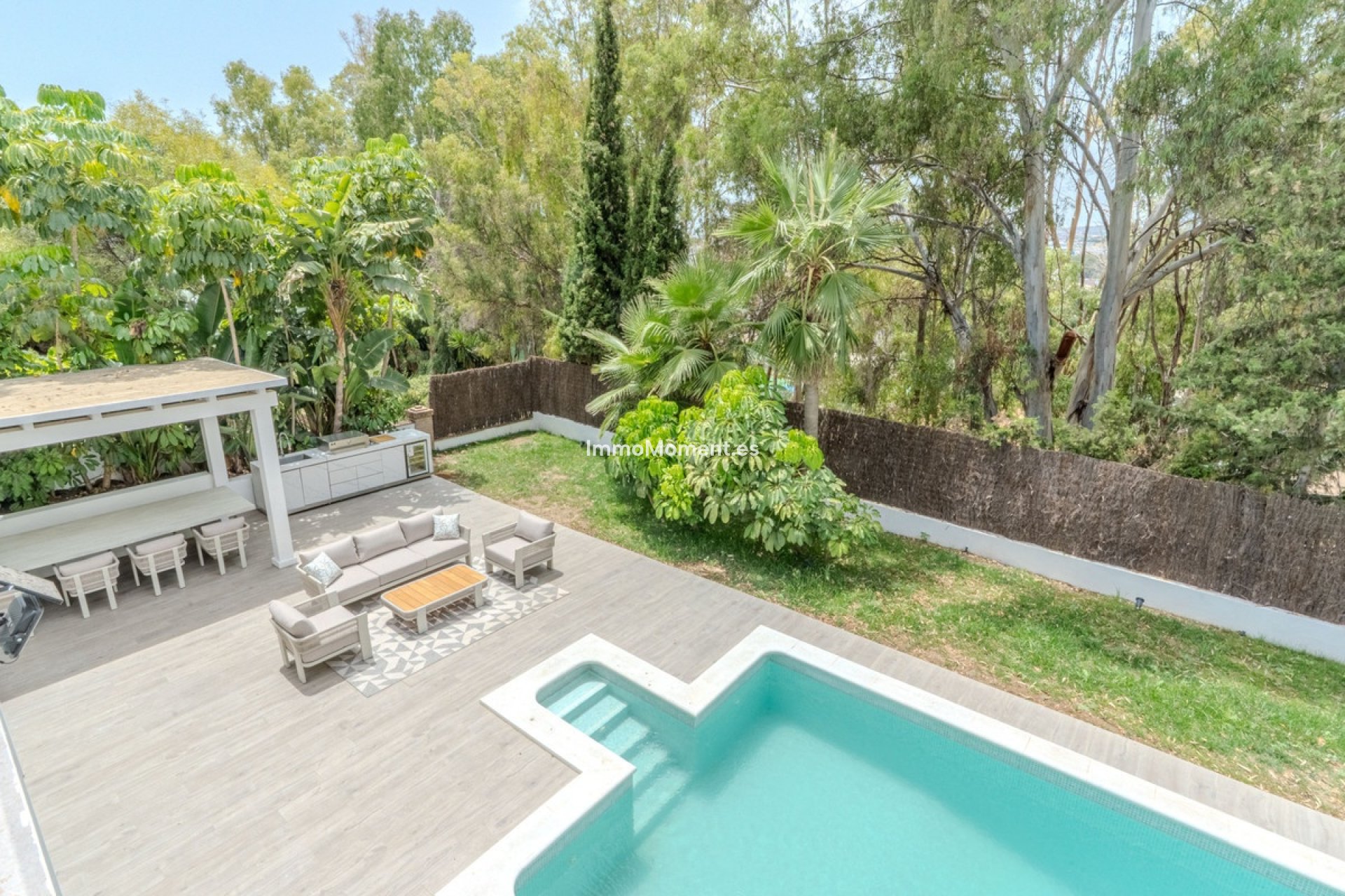 Resale - Detached villa - Marbella - Nueva Andalucía