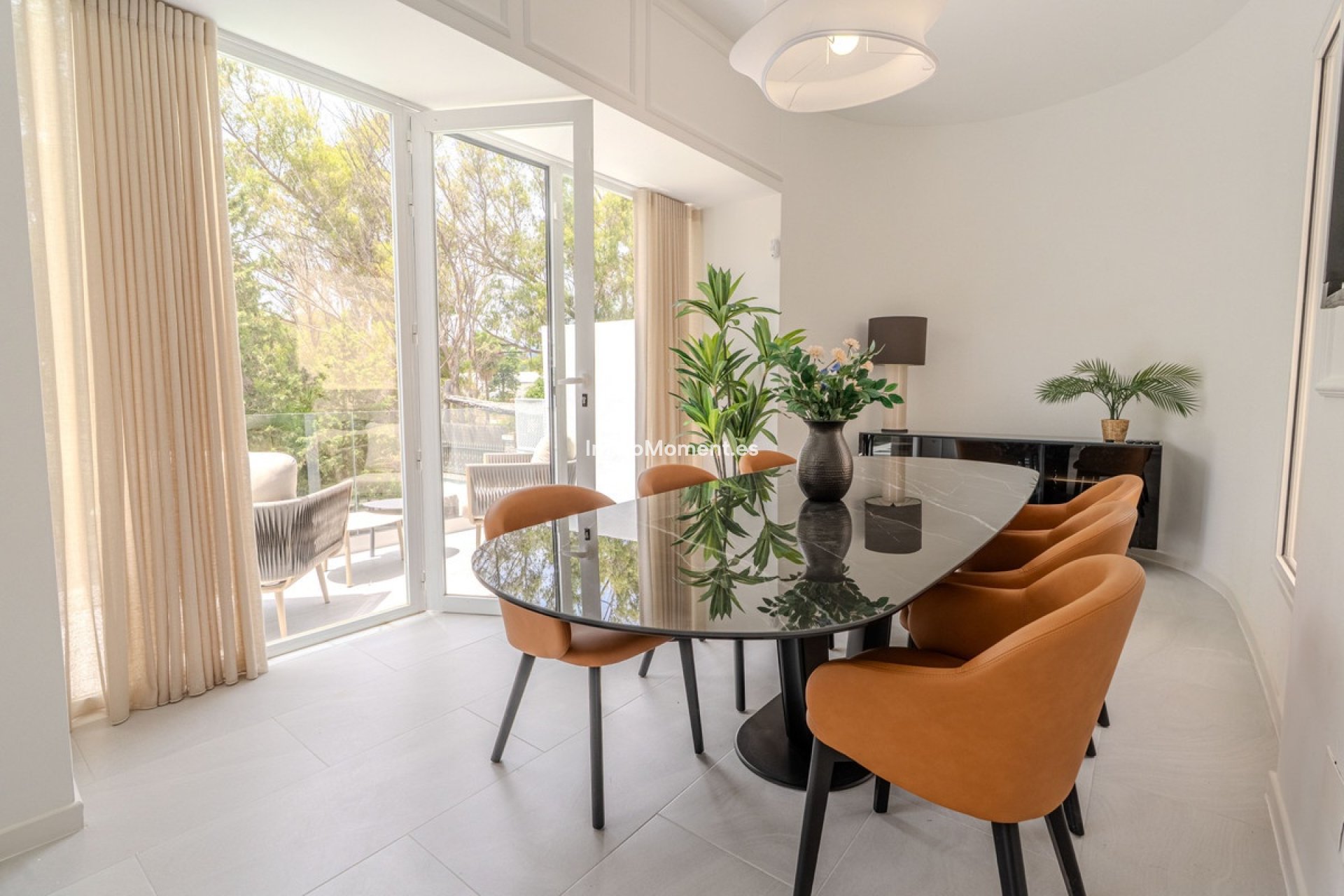 Resale - Detached villa - Marbella - Nueva Andalucía