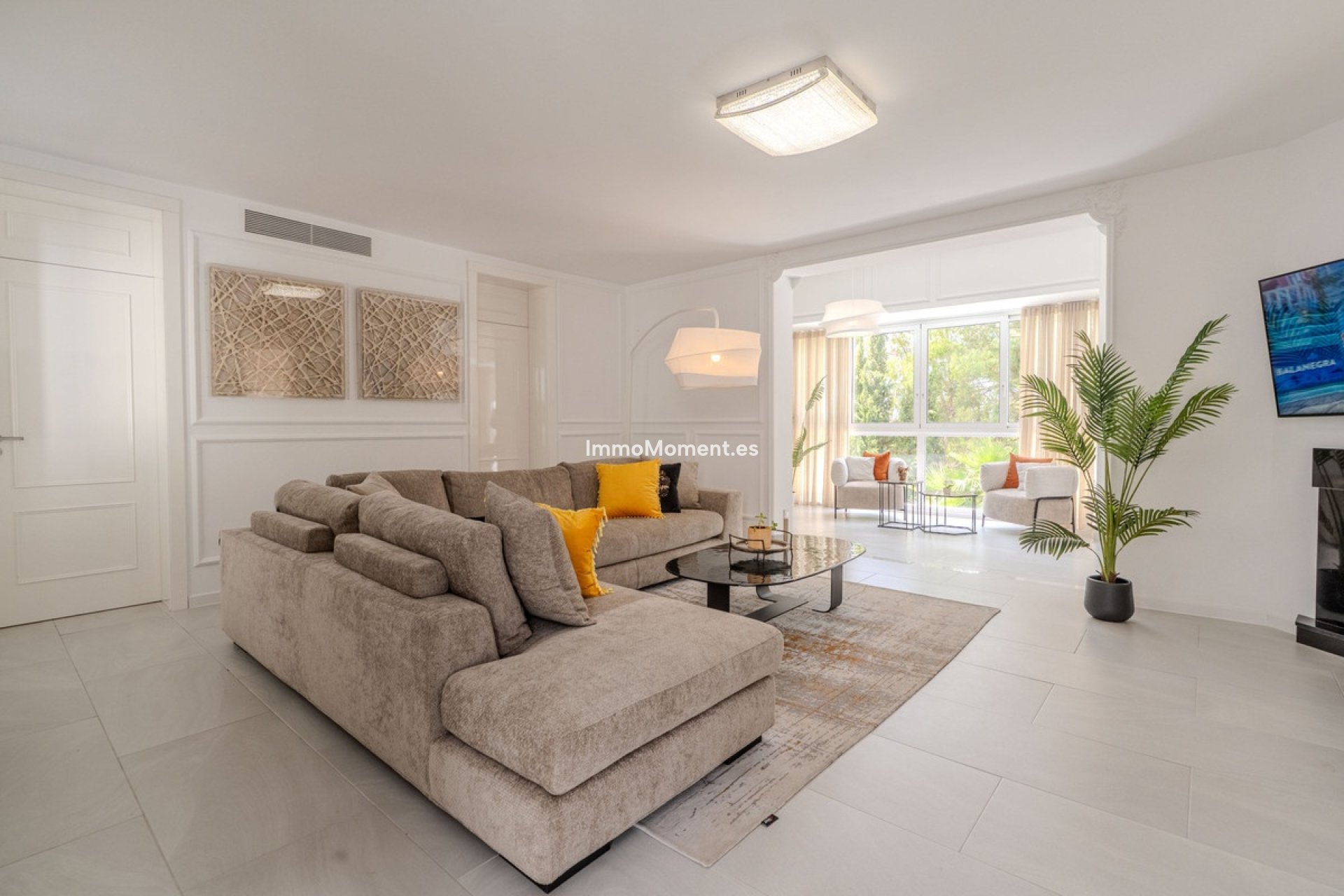 Resale - Detached villa - Marbella - Nueva Andalucía