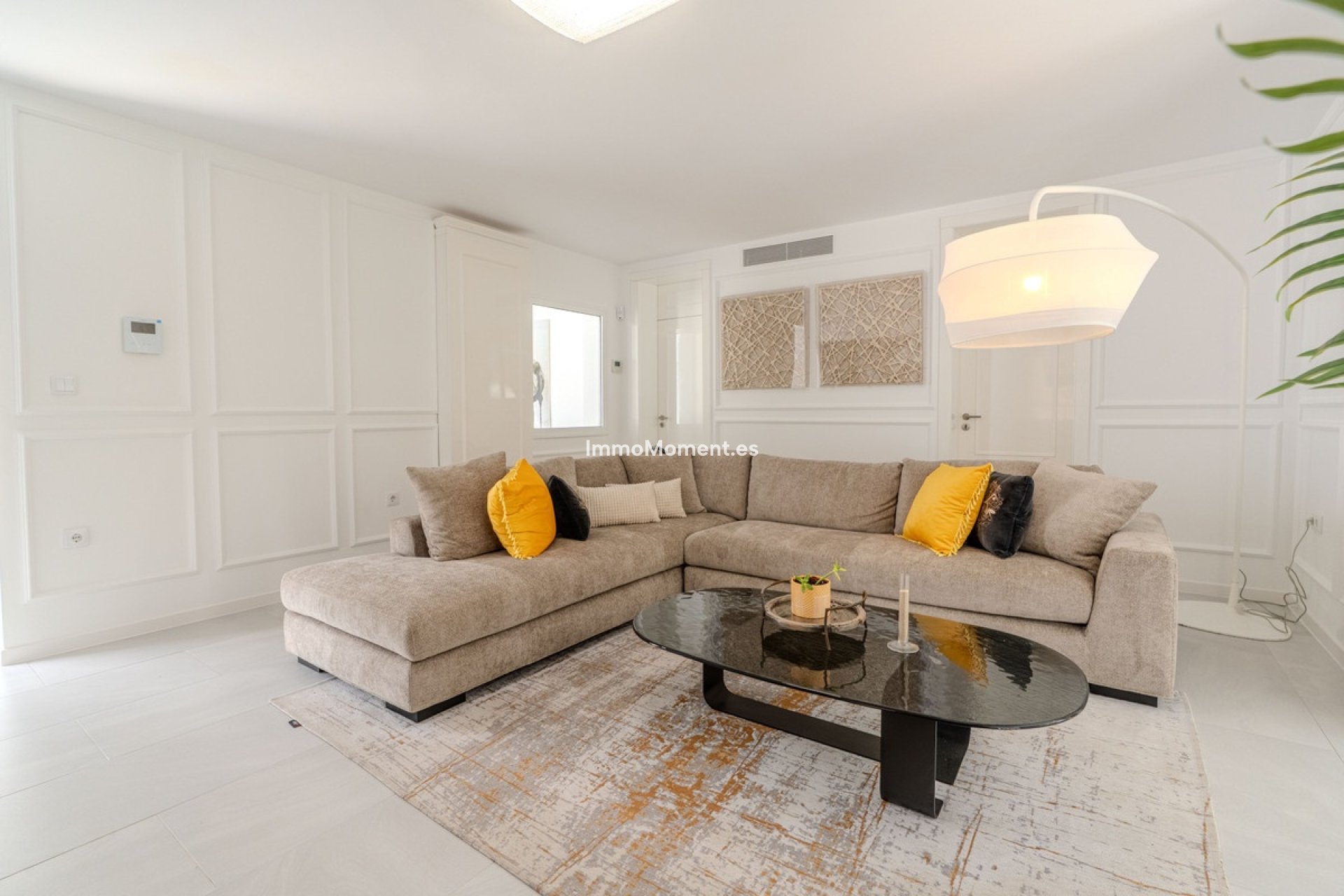 Resale - Detached villa - Marbella - Nueva Andalucía
