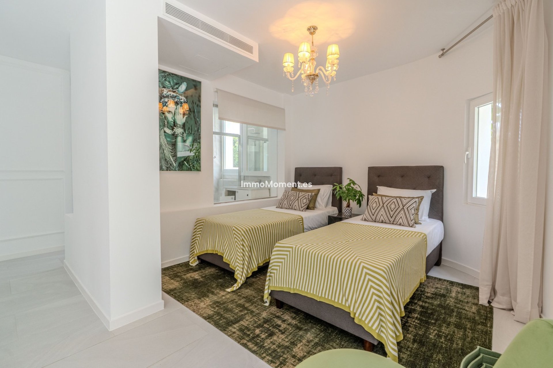 Resale - Detached villa - Marbella - Nueva Andalucía