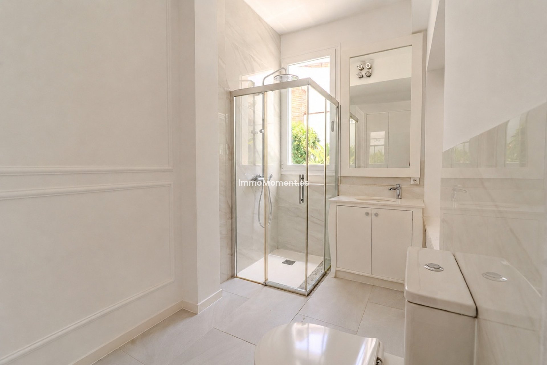 Resale - Detached villa - Marbella - Nueva Andalucía