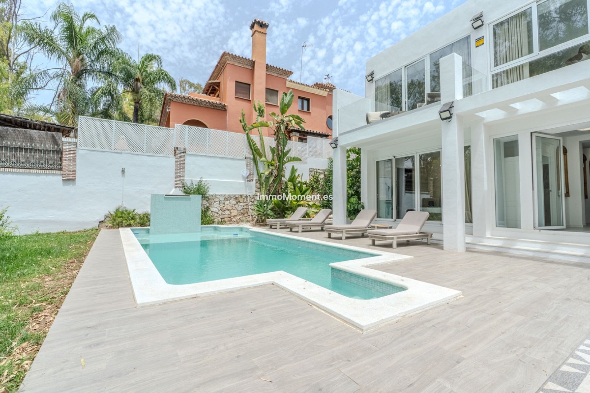 Resale - Detached villa - Marbella - Nueva Andalucía