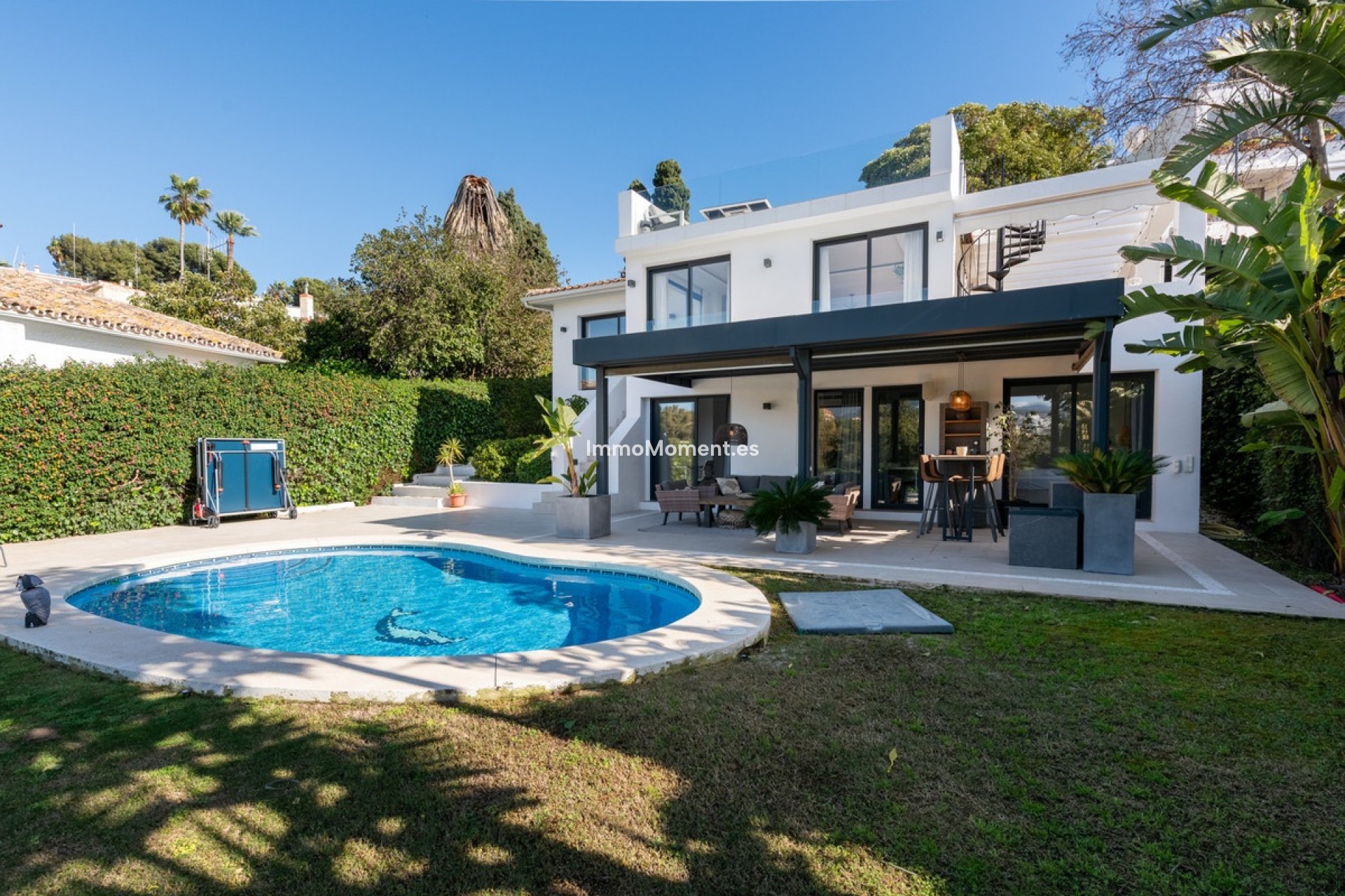 Resale - Detached villa - Marbella - Nueva Andalucía
