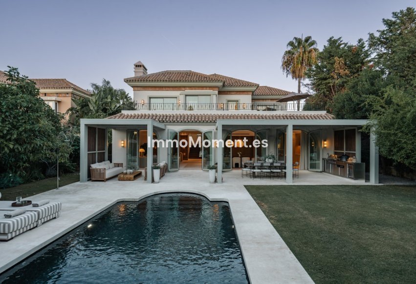 Resale - Detached villa - Marbella - Nueva Andalucía
