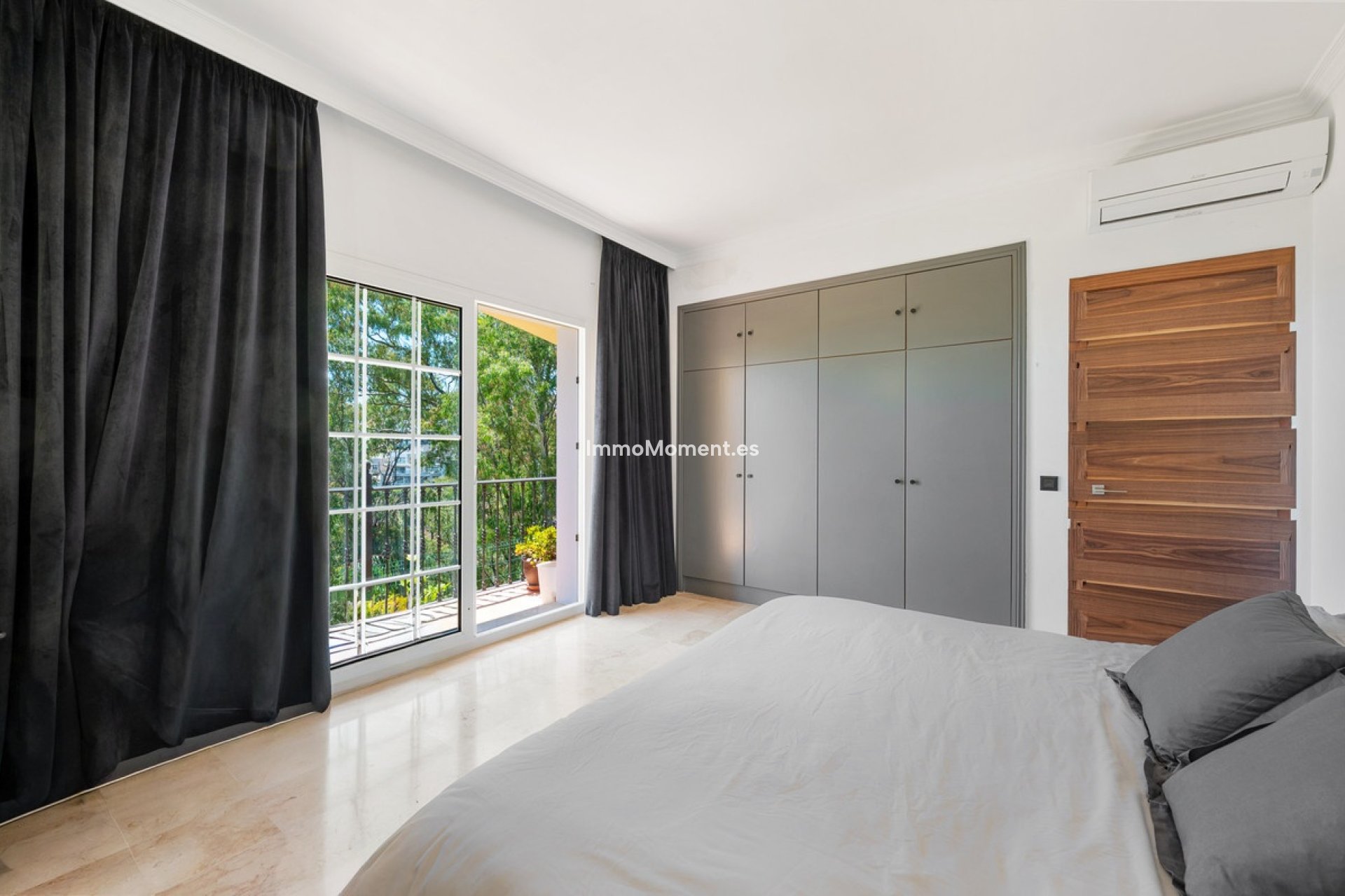 Resale - Detached villa - Marbella - Nueva Andalucía