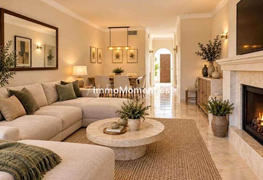 Resale - Detached villa - Marbella - Nueva Andalucía