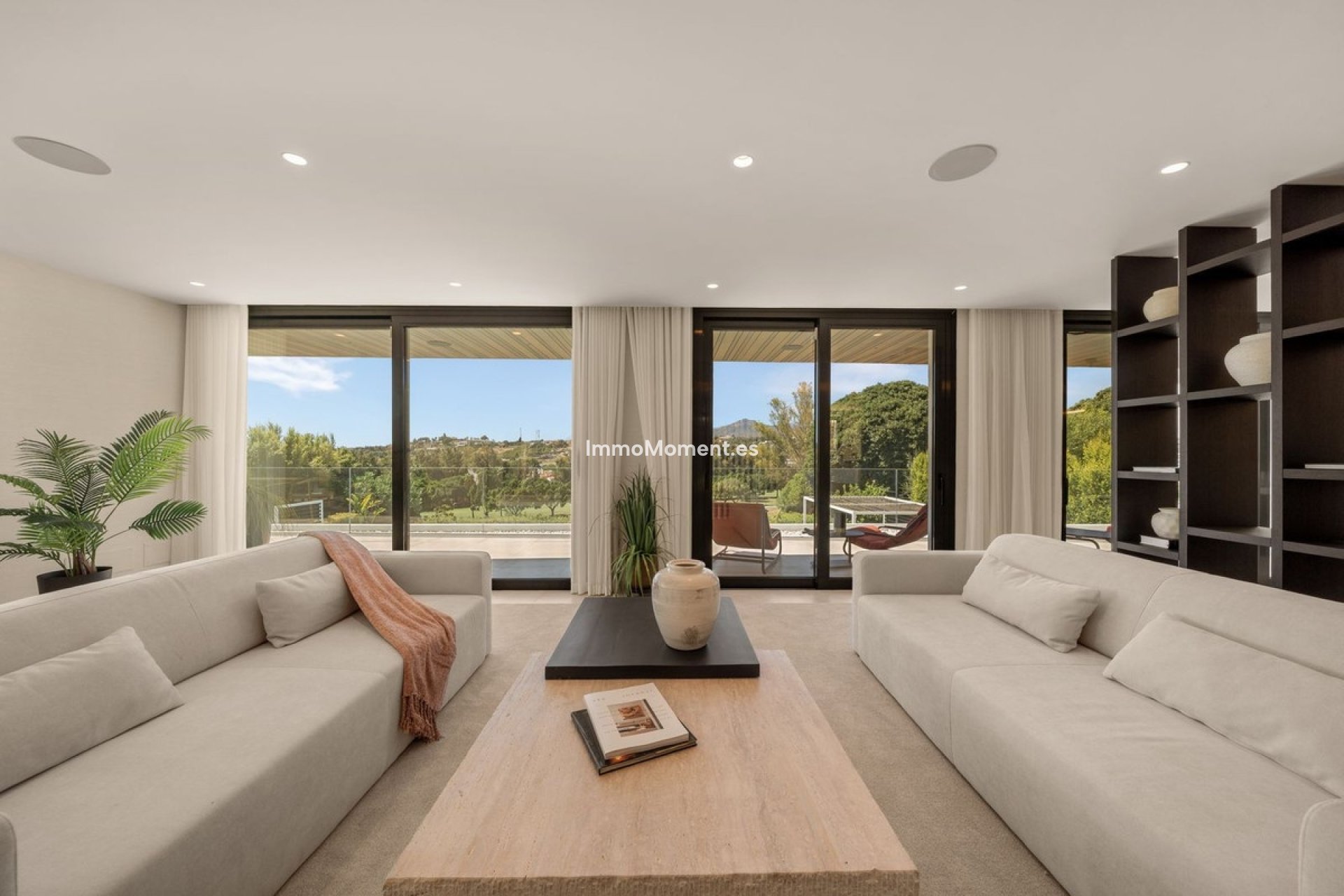 Resale - Detached villa - Marbella - Nueva Andalucía