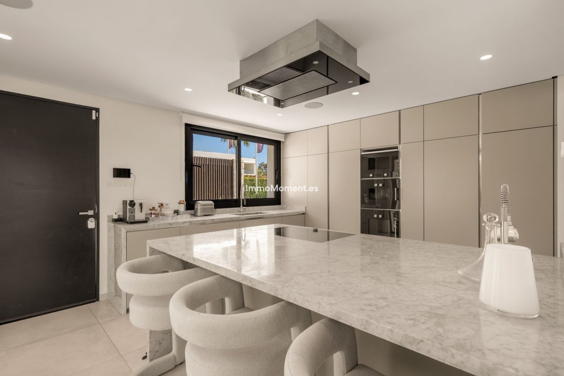 Resale - Detached villa - Marbella - Nueva Andalucía