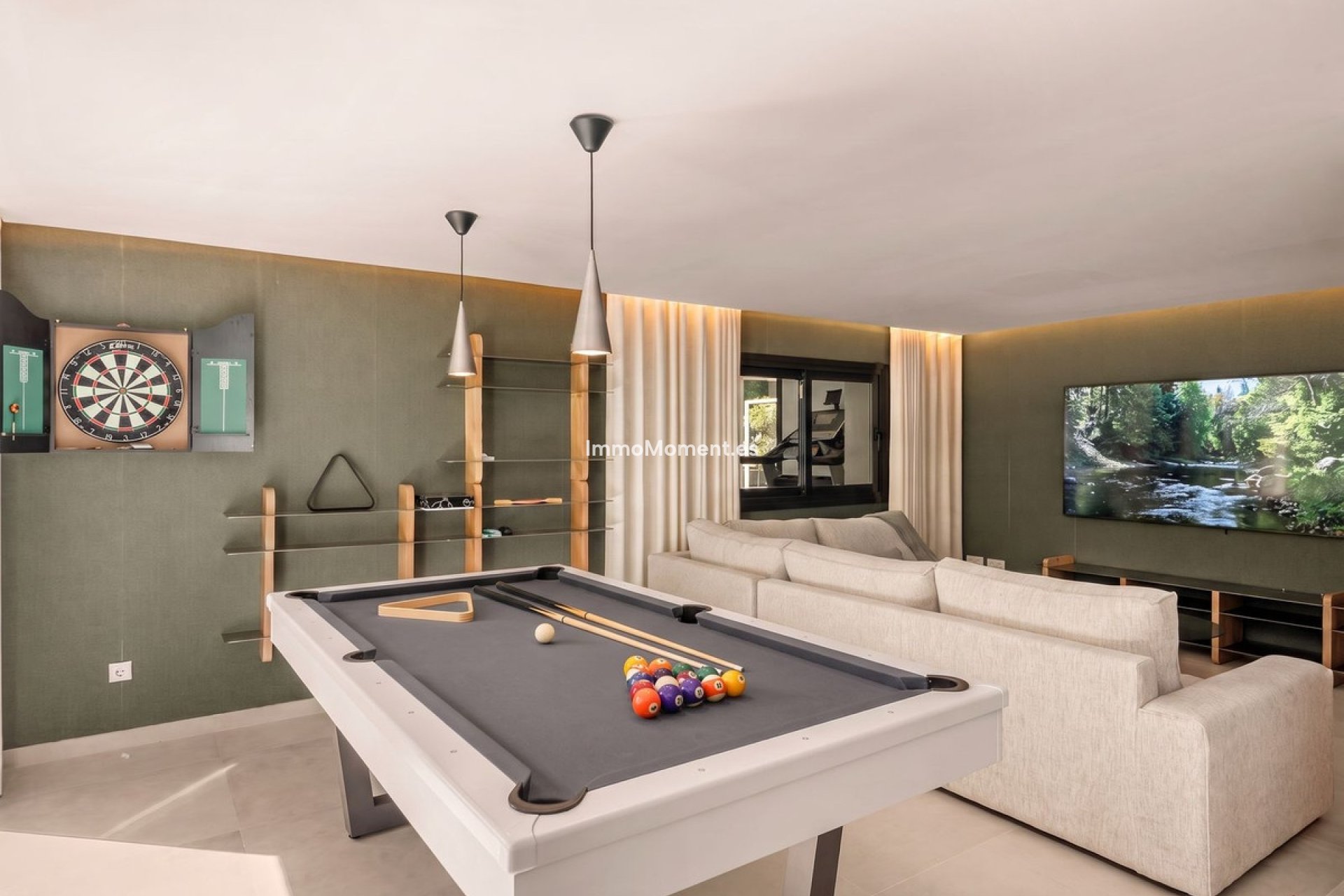 Resale - Detached villa - Marbella - Nueva Andalucía