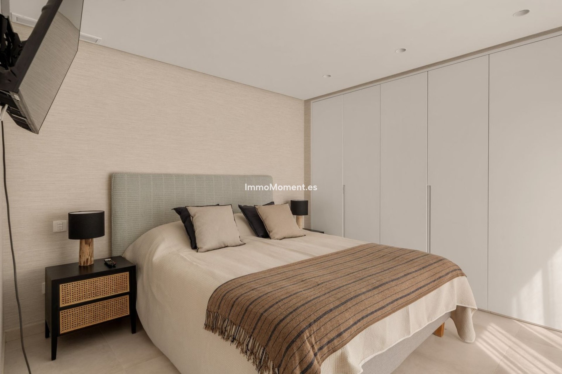Resale - Detached villa - Marbella - Nueva Andalucía
