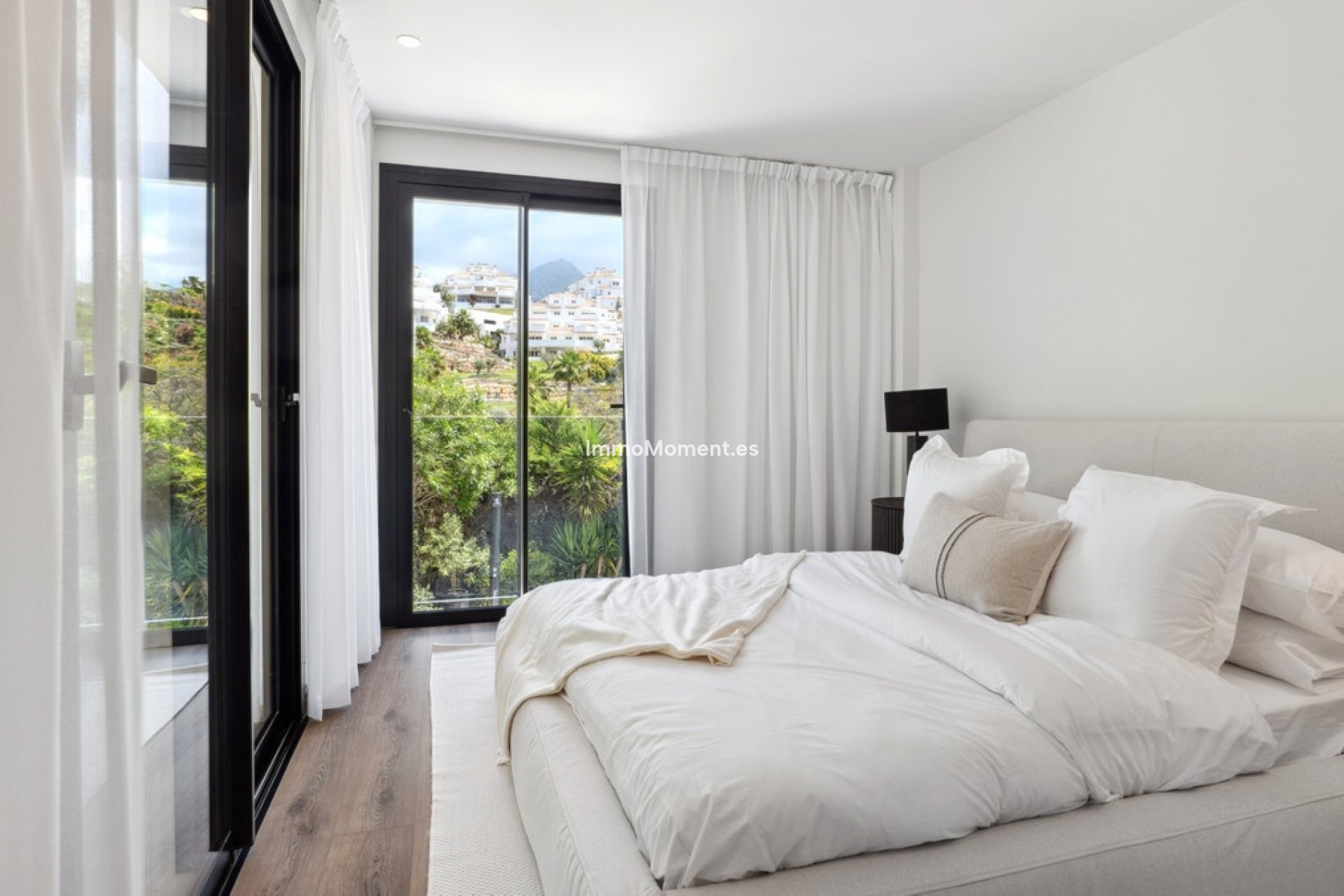 Resale - Detached villa - Marbella - Nueva Andalucía