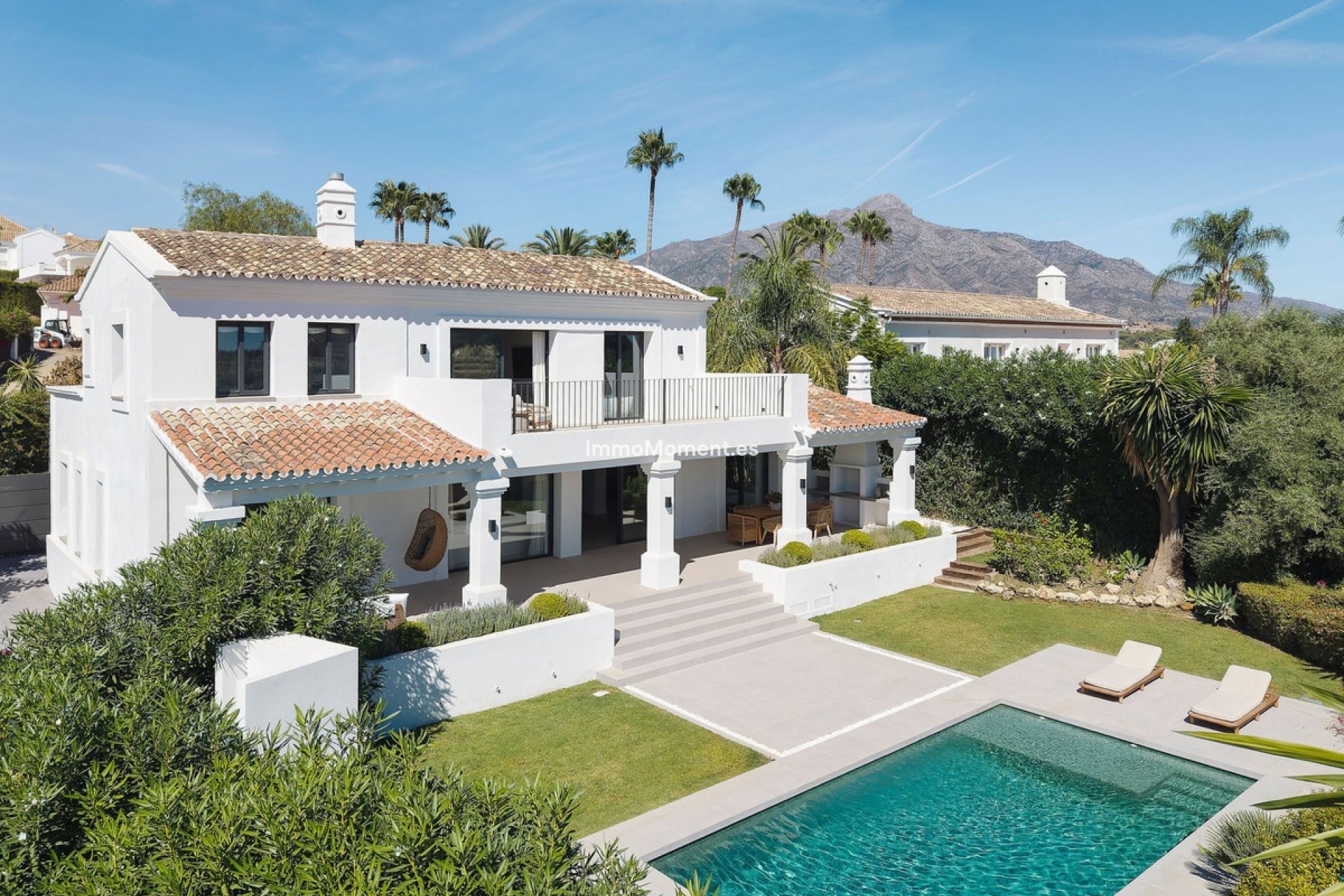 Resale - Detached villa - Marbella - Nueva Andalucía