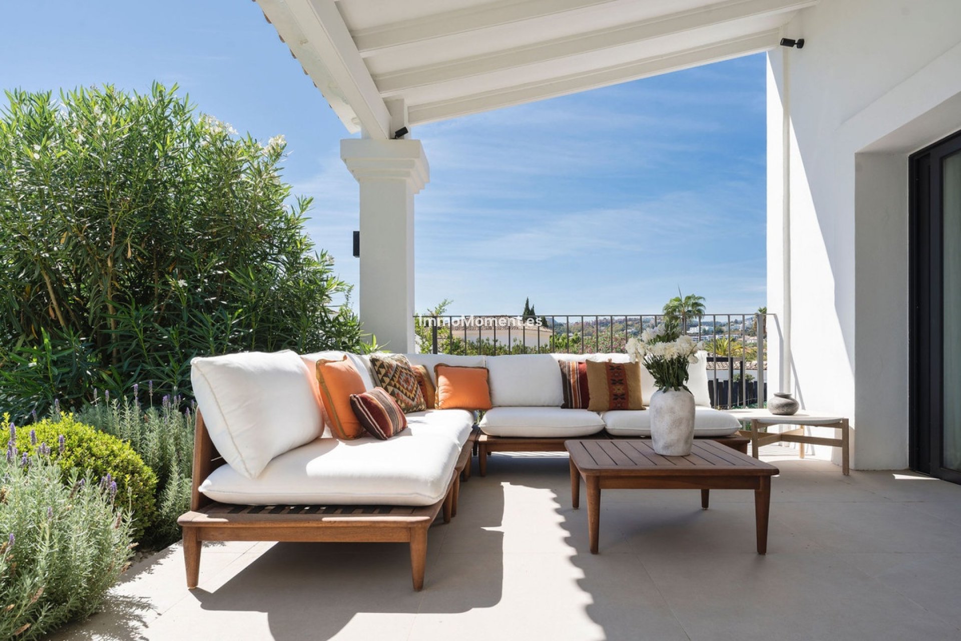 Resale - Detached villa - Marbella - Nueva Andalucía