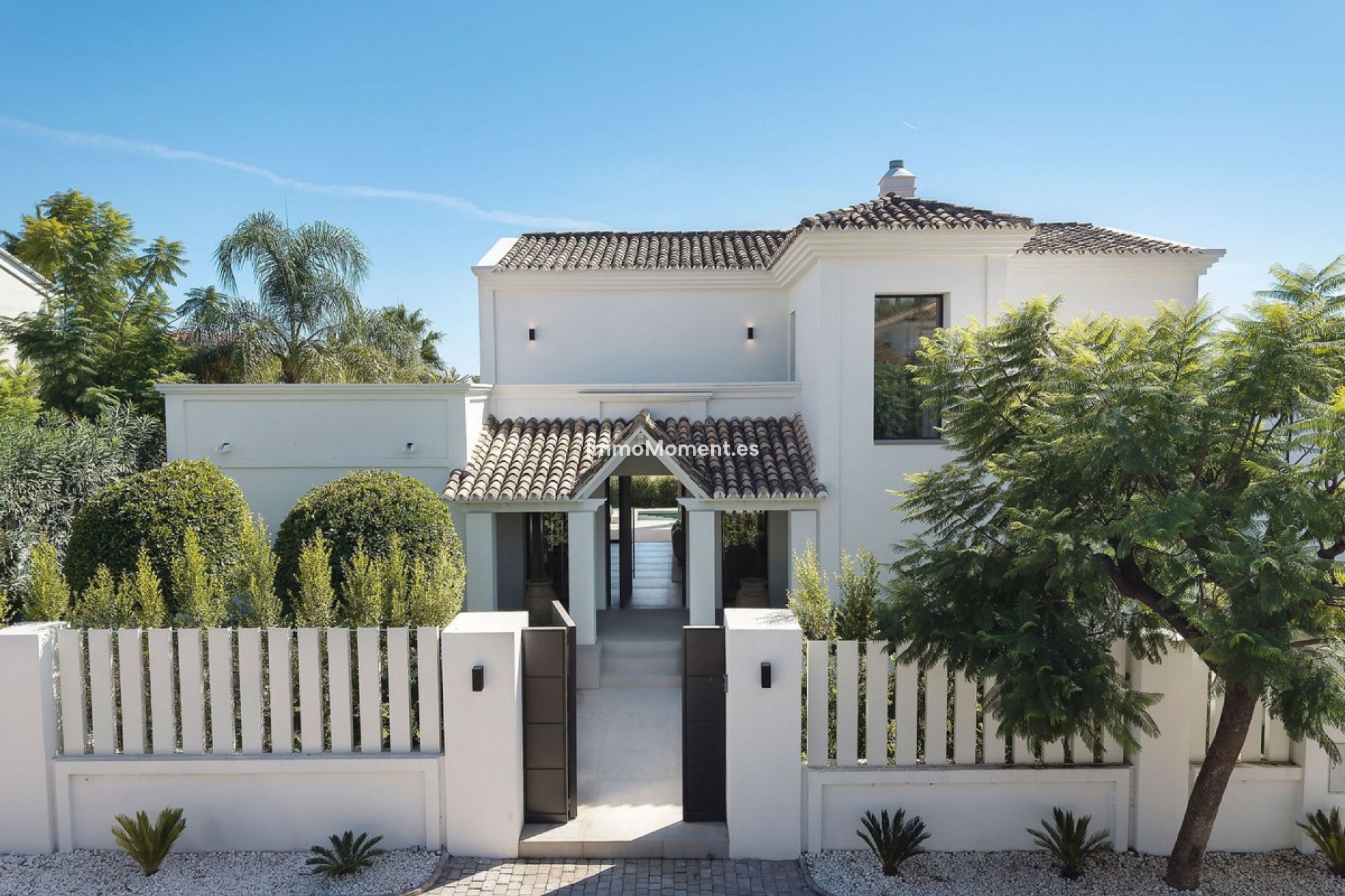 Resale - Detached villa - Marbella - Nueva Andalucía
