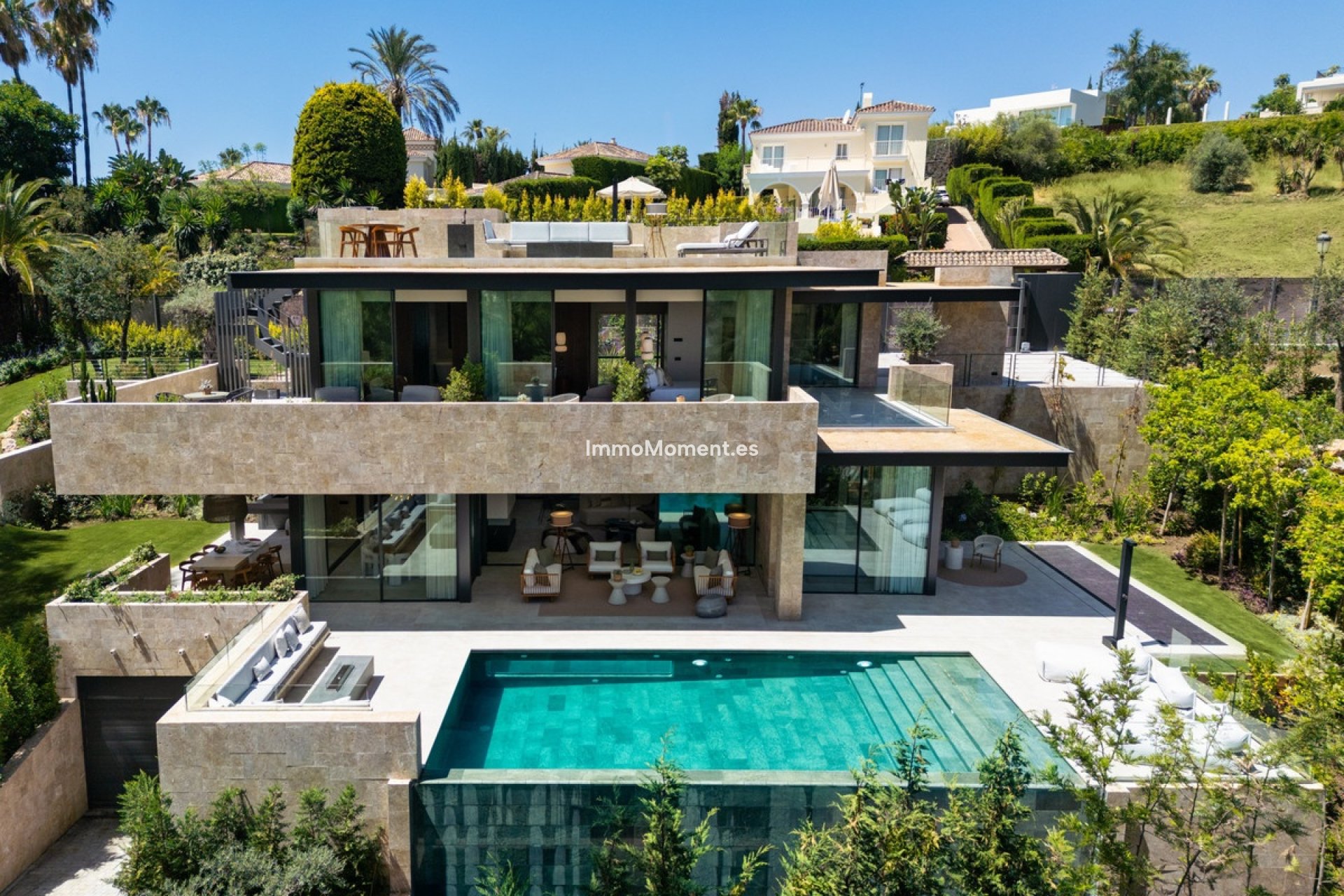 Resale - Detached villa - Marbella - Nueva Andalucía