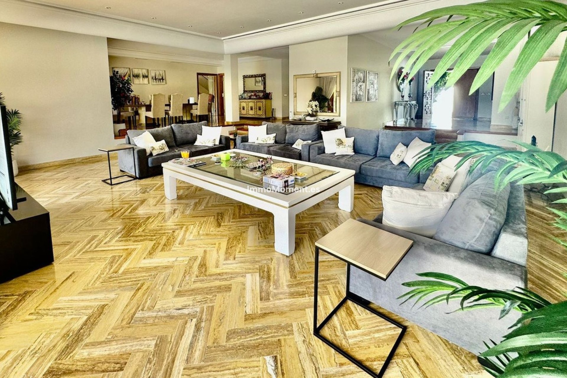 Resale - Detached villa - Marbella - Nueva Andalucía