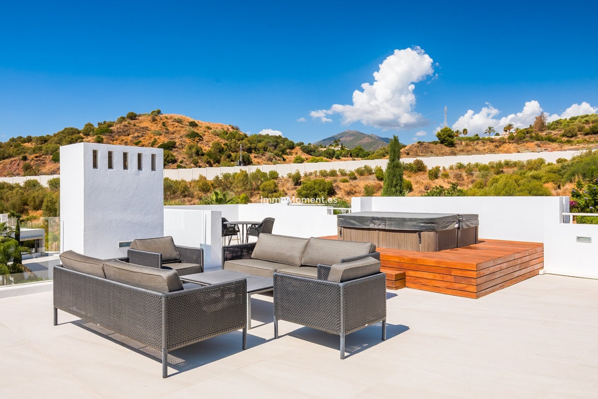 Resale - Detached villa - Marbella - Nueva Andalucía