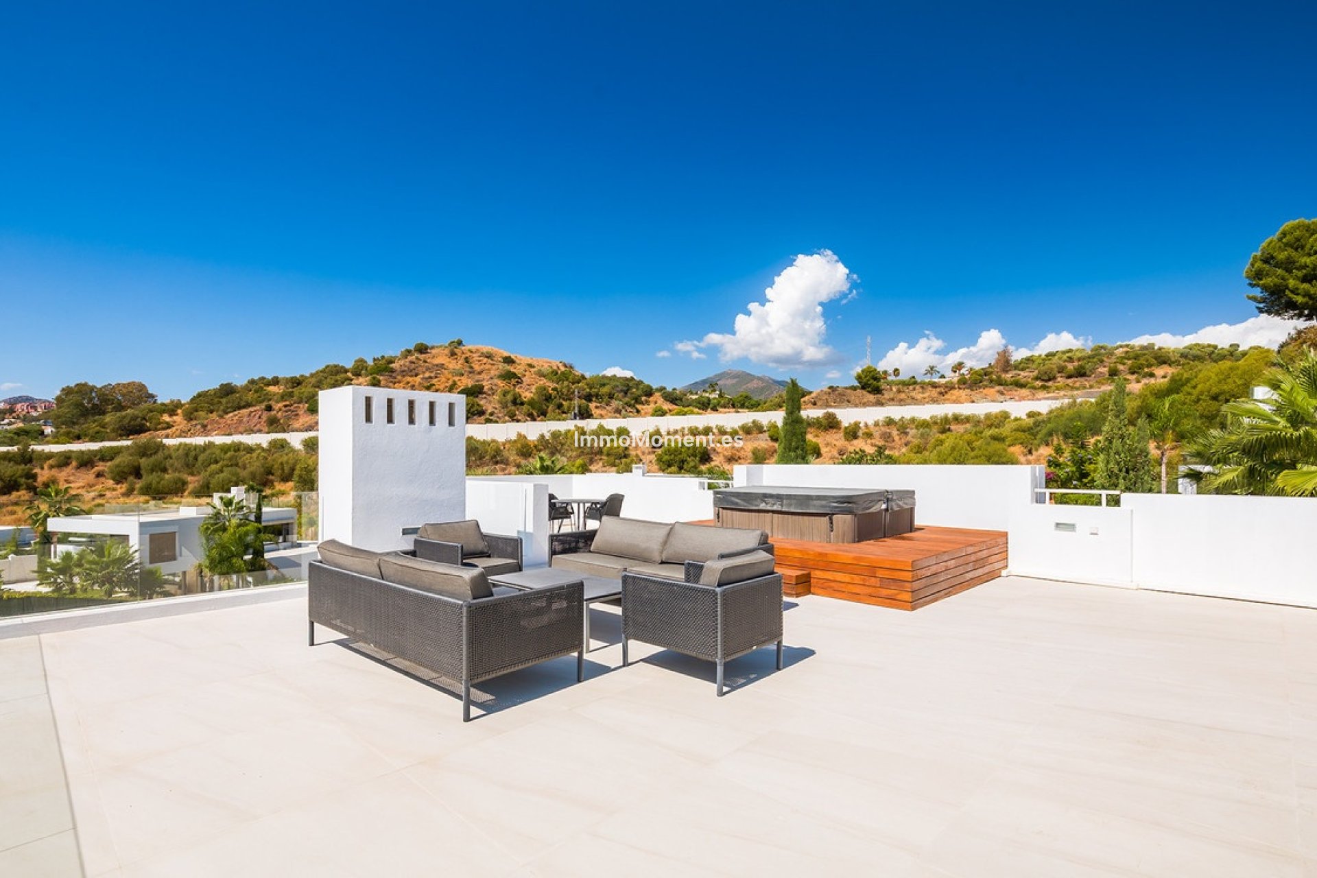 Resale - Detached villa - Marbella - Nueva Andalucía