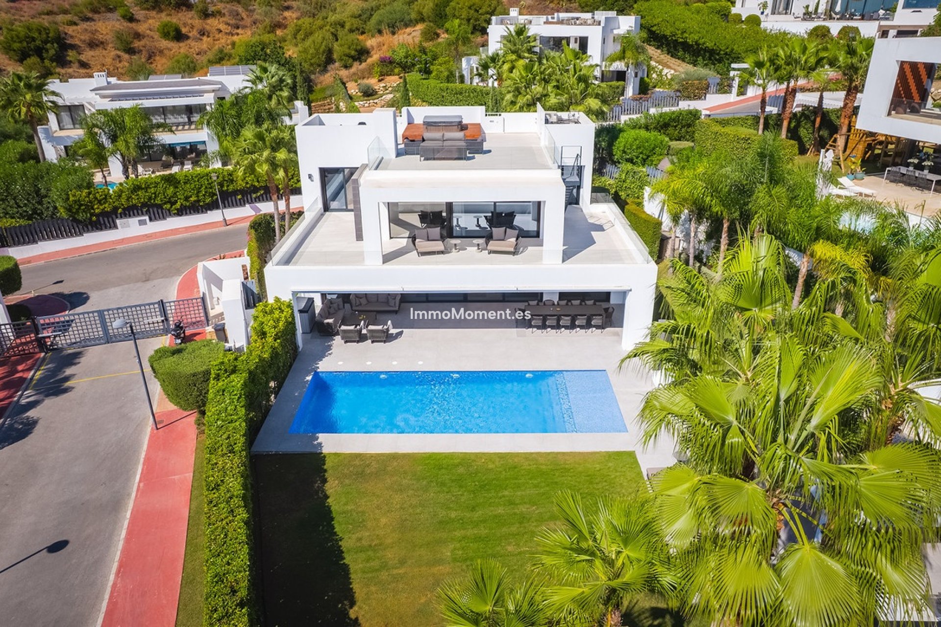 Resale - Detached villa - Marbella - Nueva Andalucía