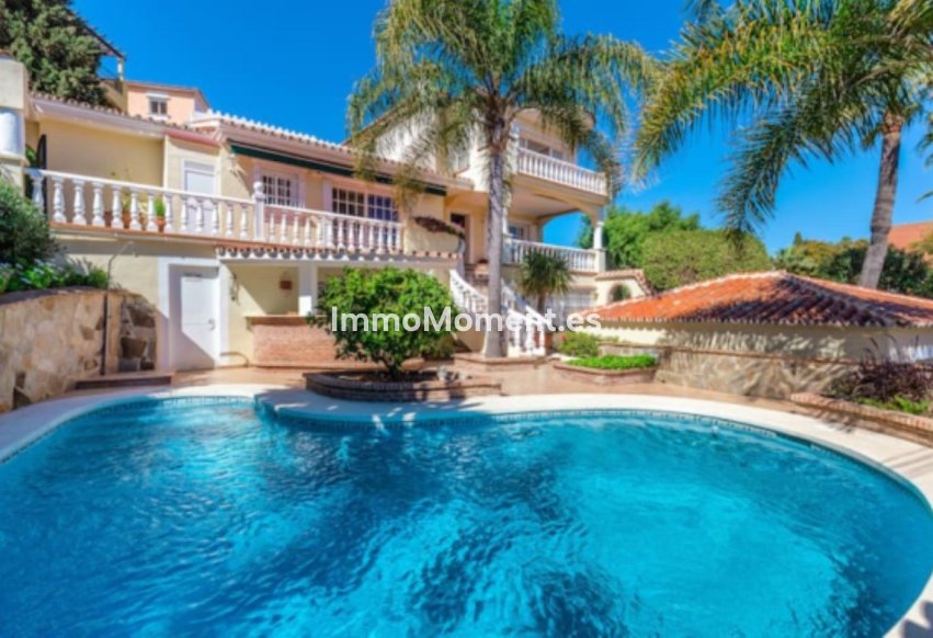 Resale - Detached villa - Marbella - Nueva Andalucía