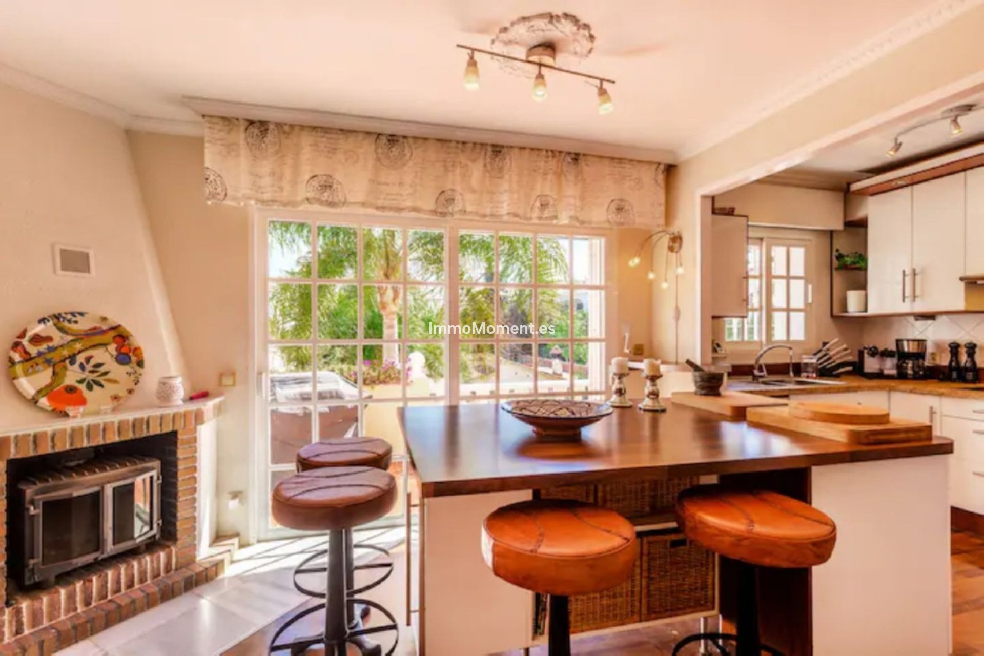 Resale - Detached villa - Marbella - Nueva Andalucía