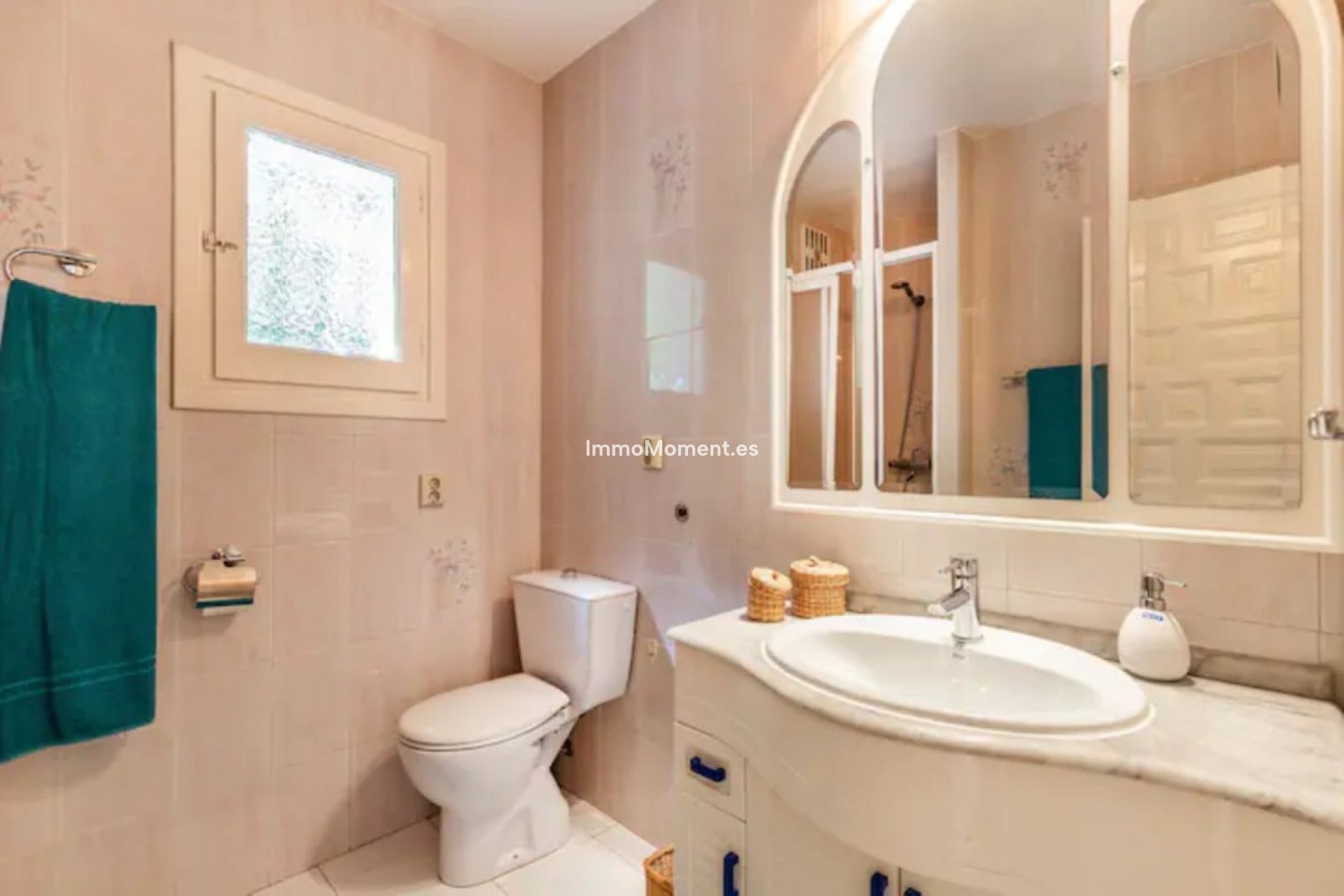 Resale - Detached villa - Marbella - Nueva Andalucía