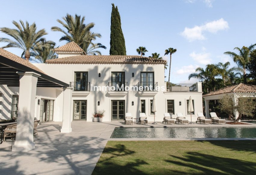 Resale - Detached villa - Marbella - Nueva Andalucía