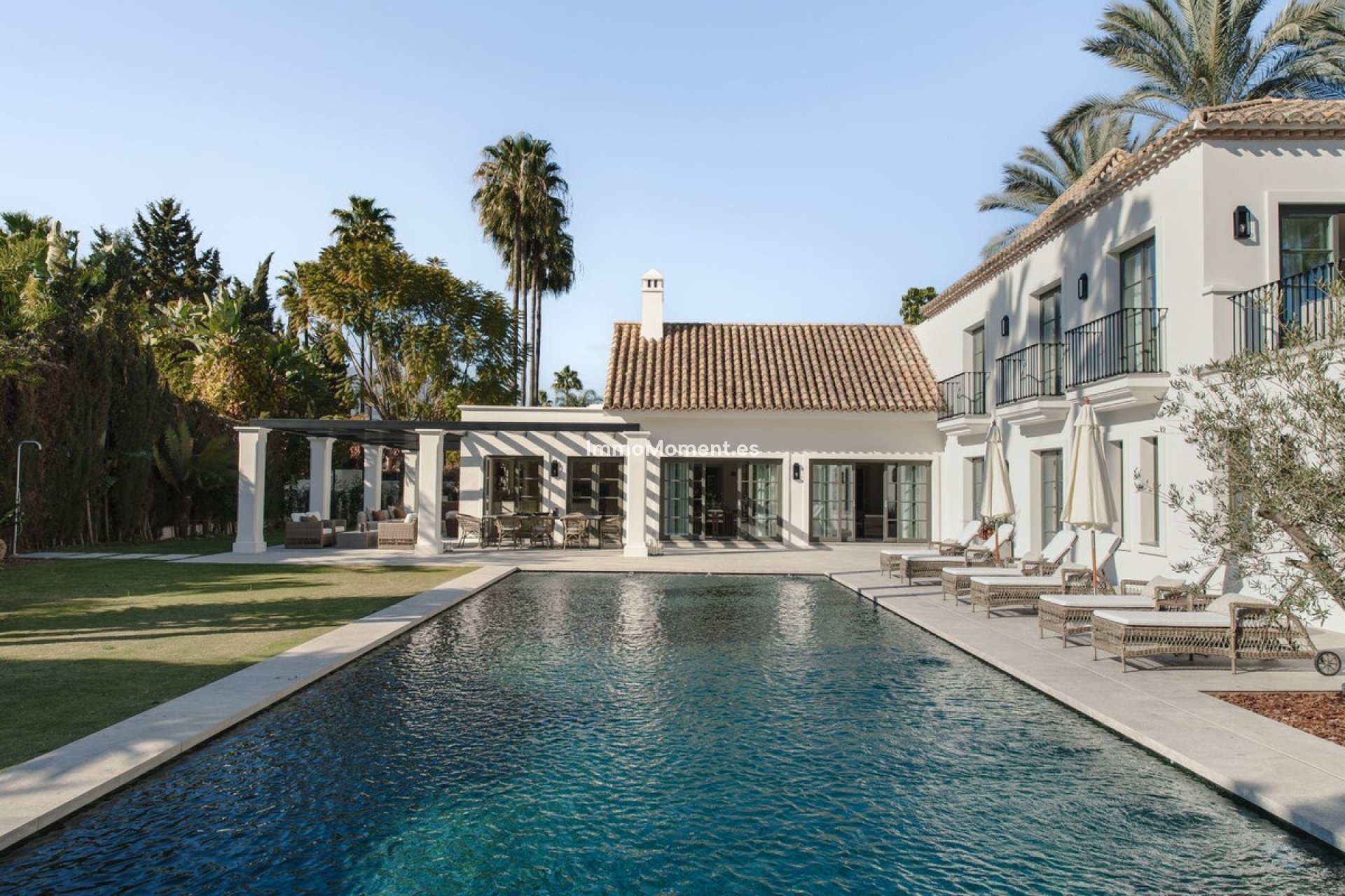 Resale - Detached villa - Marbella - Nueva Andalucía