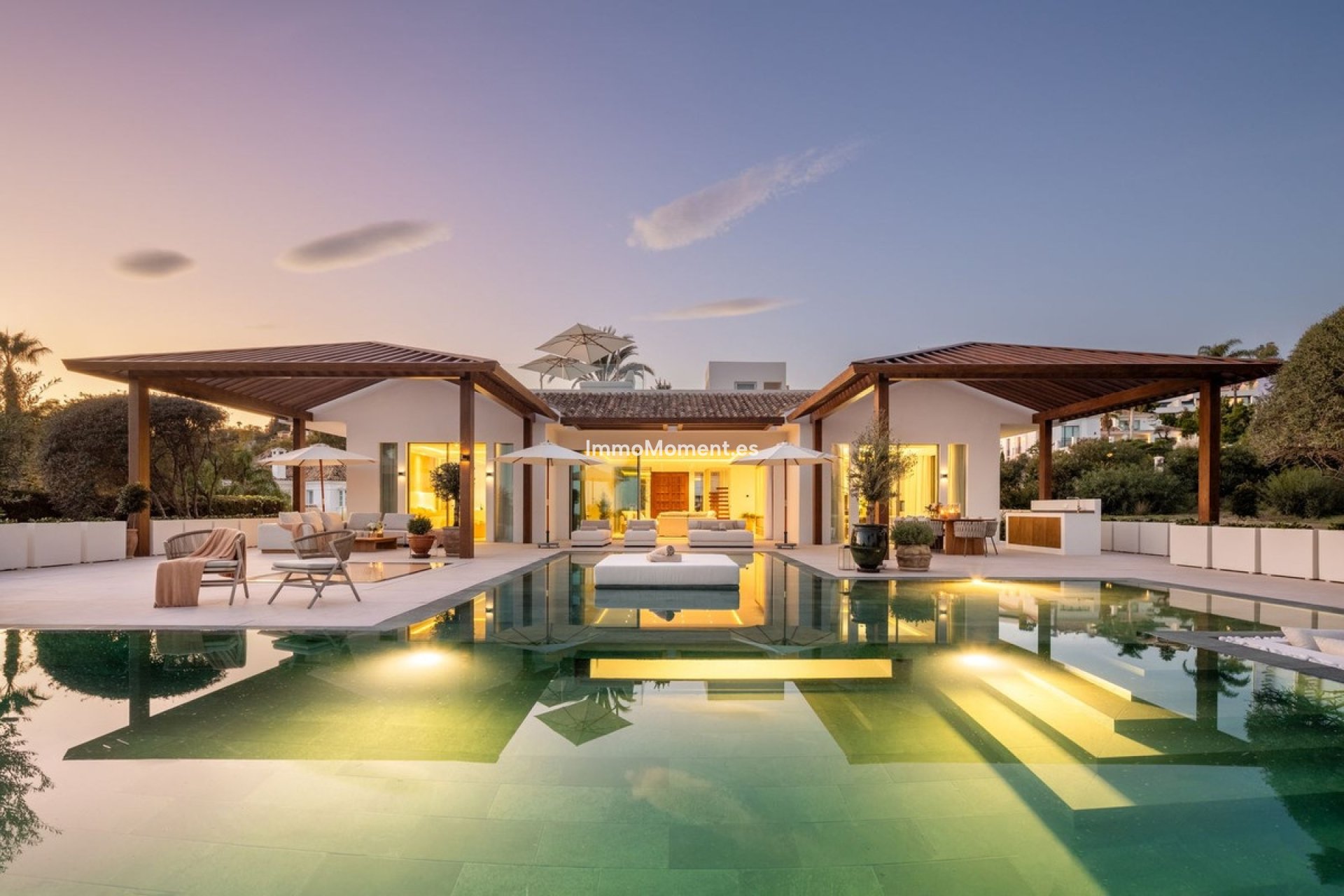 Resale - Detached villa - Marbella - Nueva Andalucía