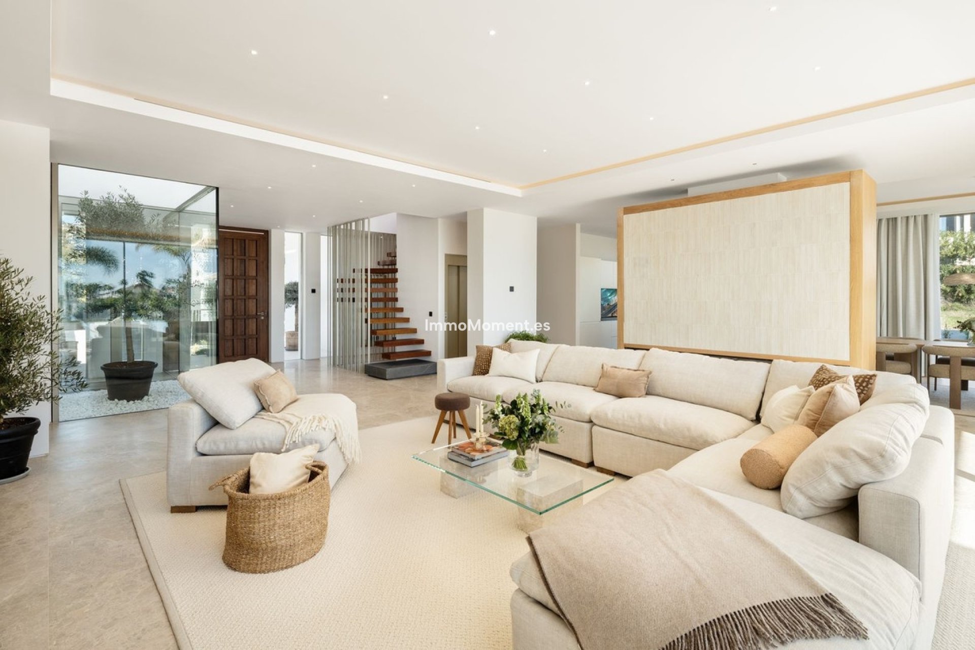 Resale - Detached villa - Marbella - Nueva Andalucía