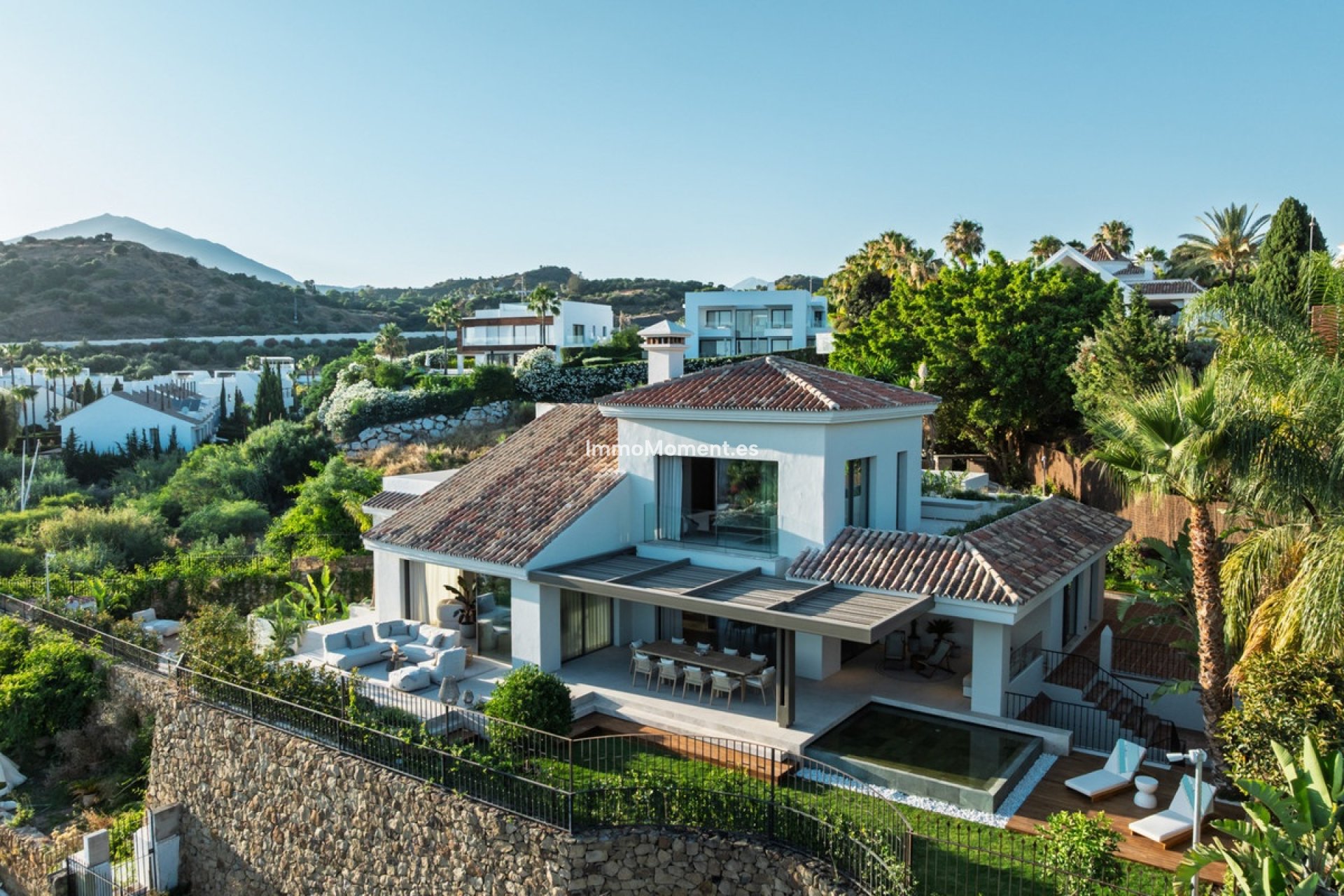 Resale - Detached villa - Marbella - Nueva Andalucía
