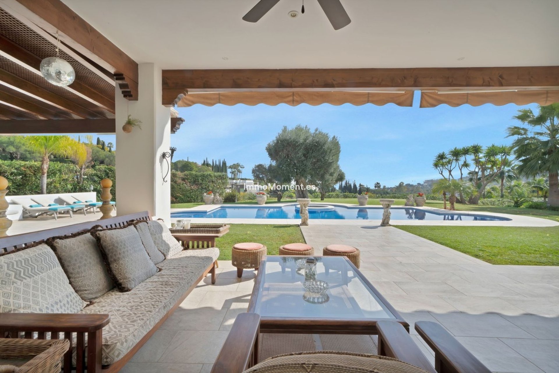 Resale - Detached villa - Marbella - Nueva Andalucía