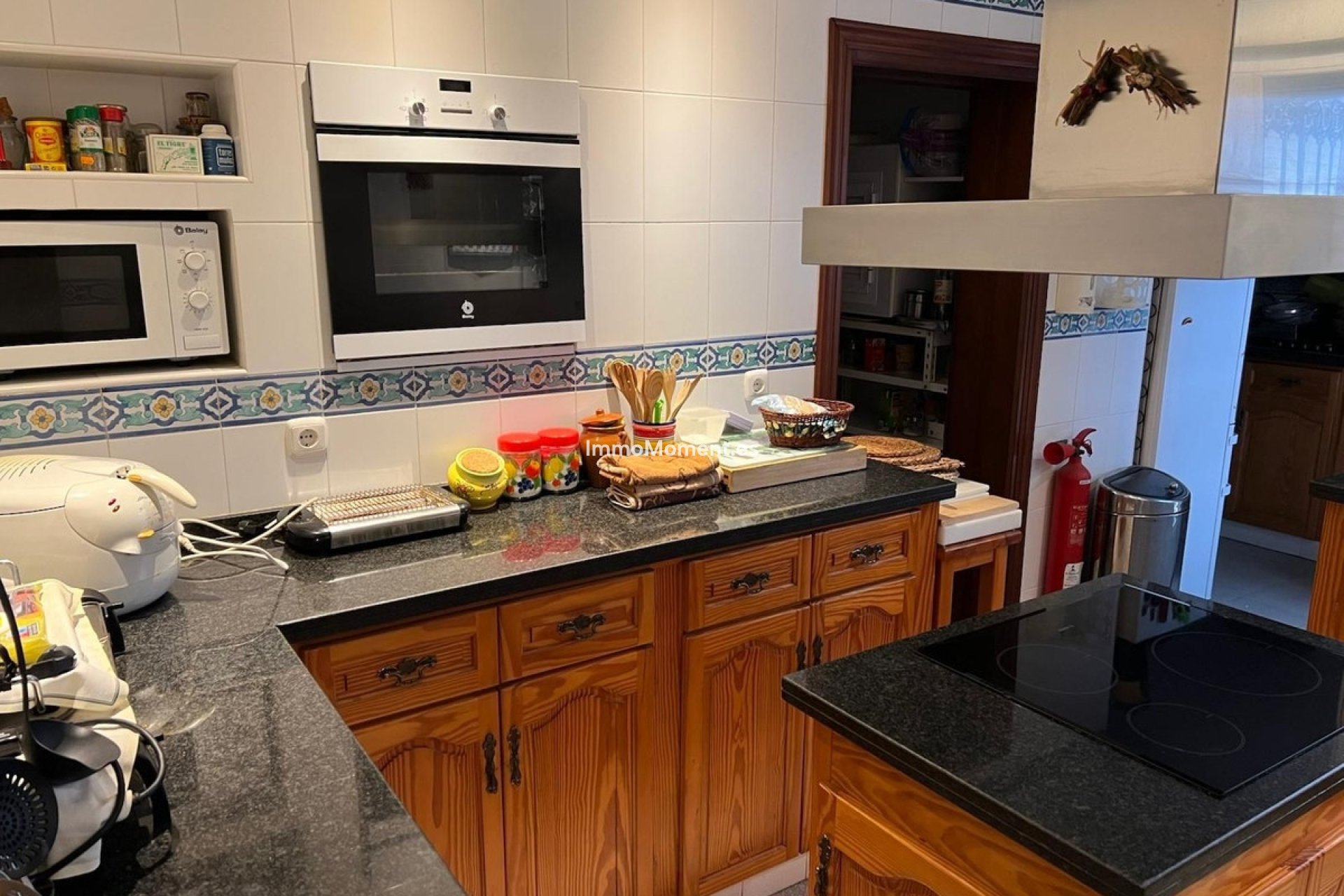 Resale - Detached villa - Marbella - Nueva Andalucía