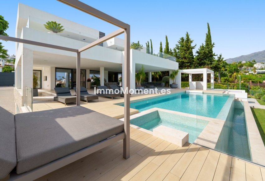 Resale - Detached villa - Marbella - Nueva Andalucía