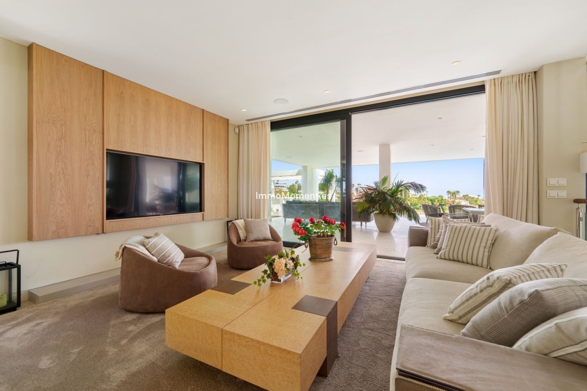 Resale - Detached villa - Marbella - Nueva Andalucía