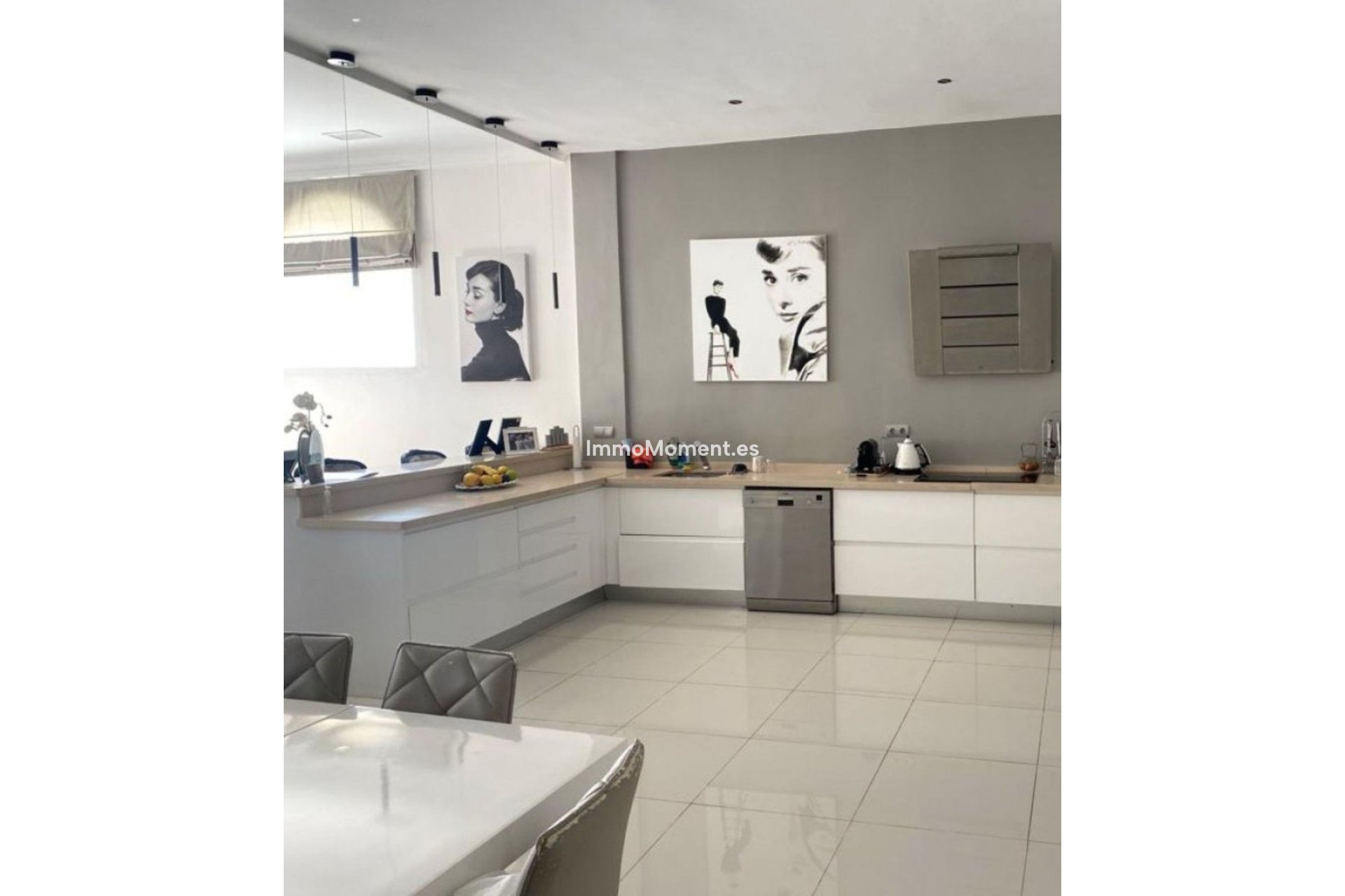 Resale - Detached villa - Marbella - Nueva Andalucía