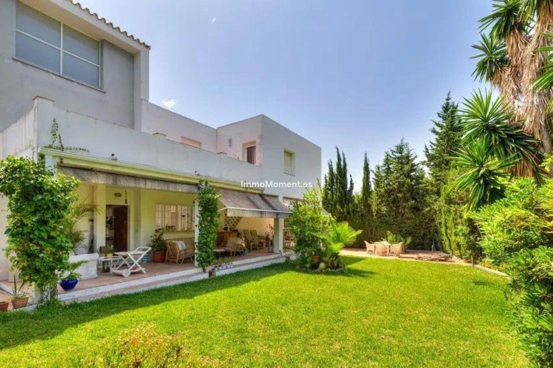 Resale - Detached villa - Marbella - Nueva Andalucía