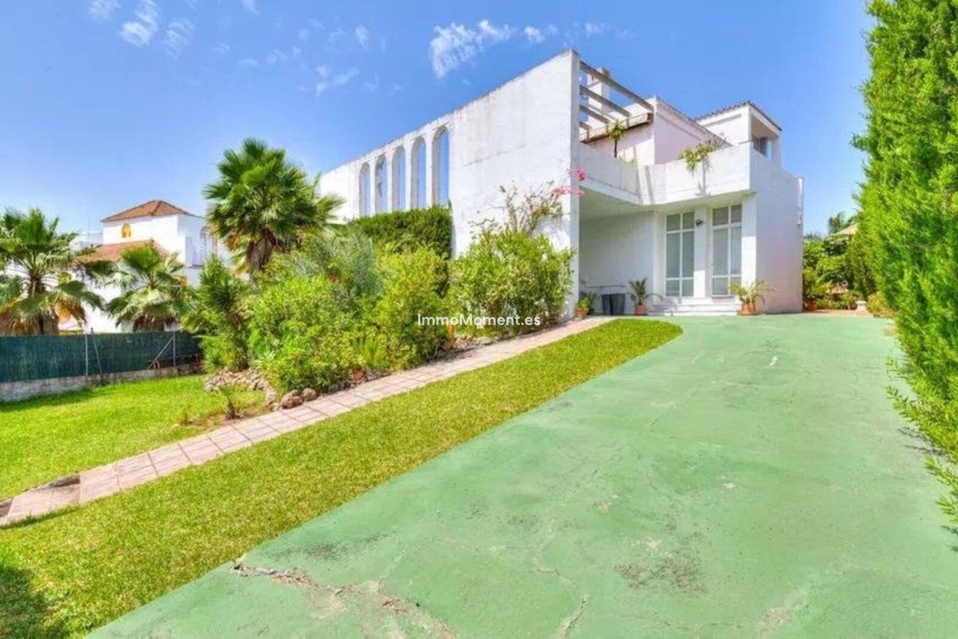 Resale - Detached villa - Marbella - Nueva Andalucía