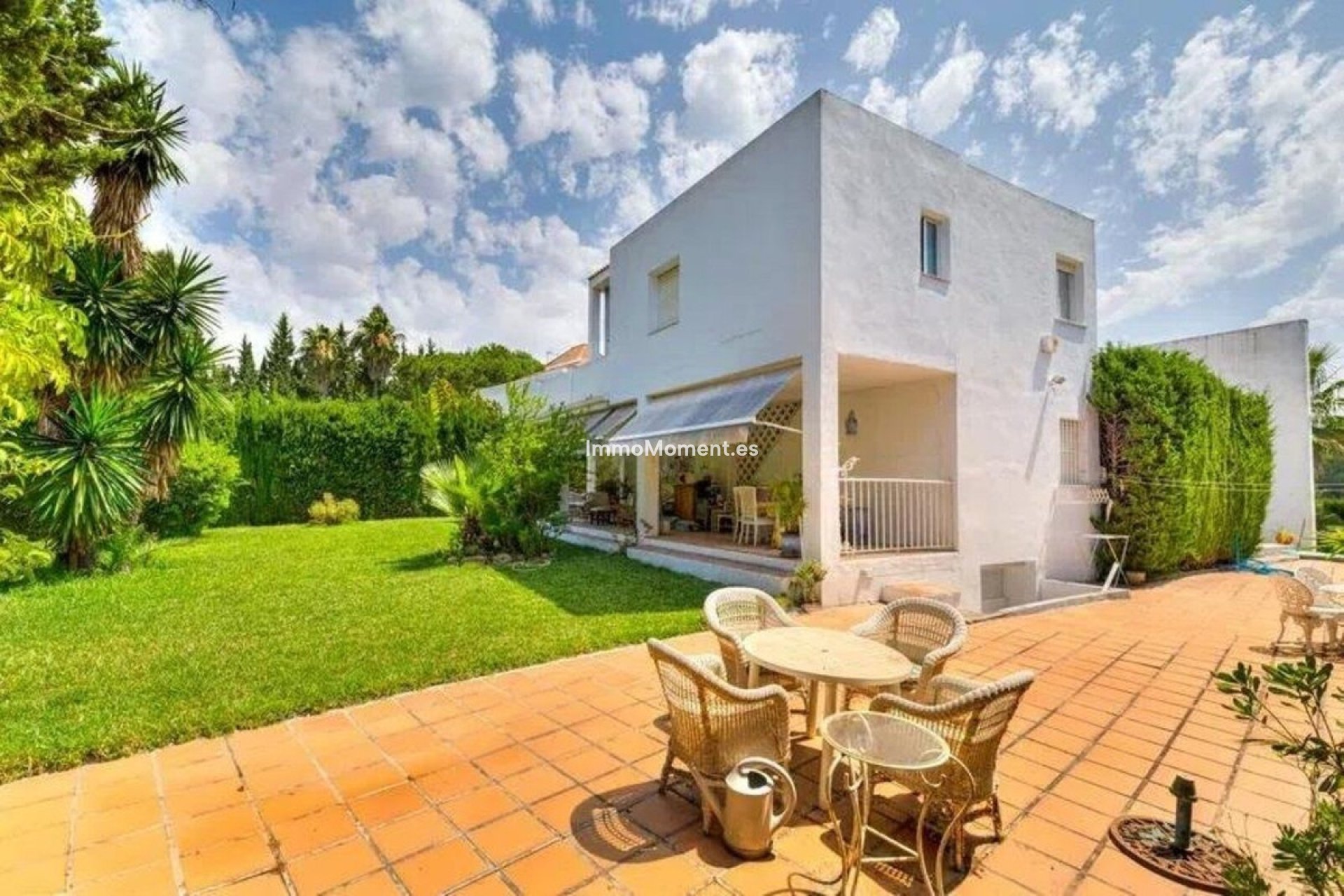Resale - Detached villa - Marbella - Nueva Andalucía